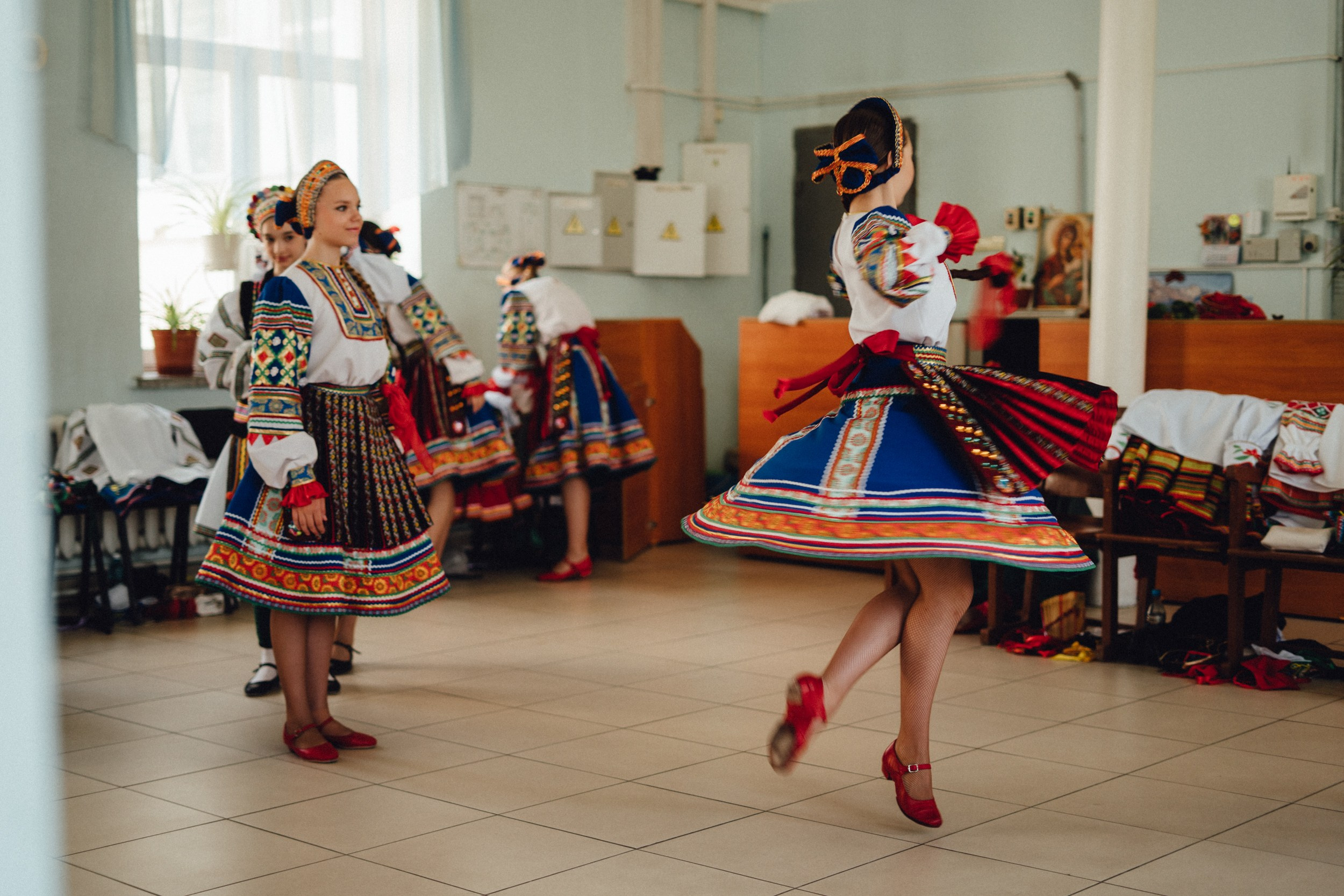 Закулисье. Воробьева Ксения — Спортивный и танцевальный фотограф Новосибирск. Репортажные, студийные, выездные съёмки