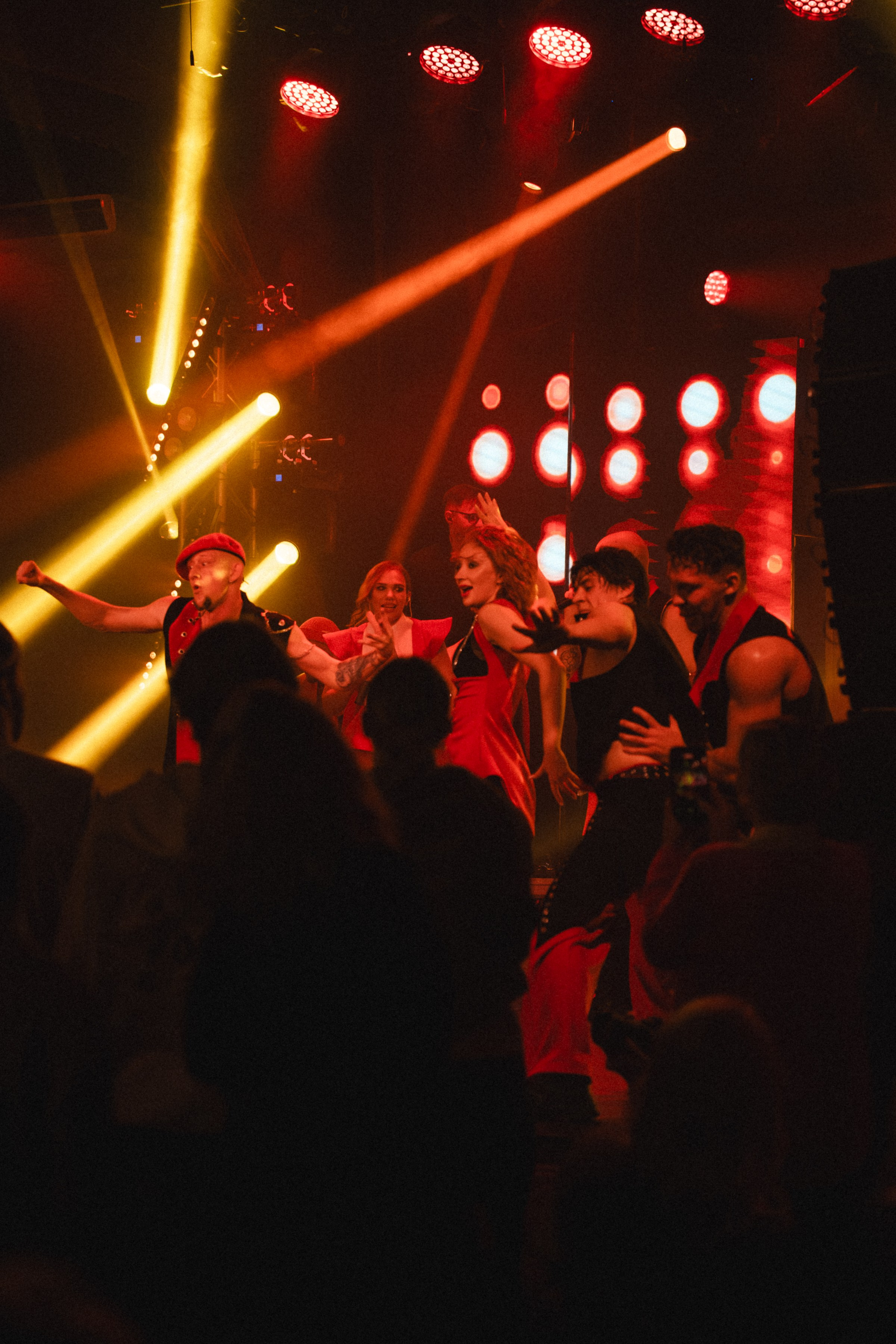 Шоу «СОГЛАСОВАНО». Воробьева Ксения — Спортивный и танцевальный фотограф Новосибирск