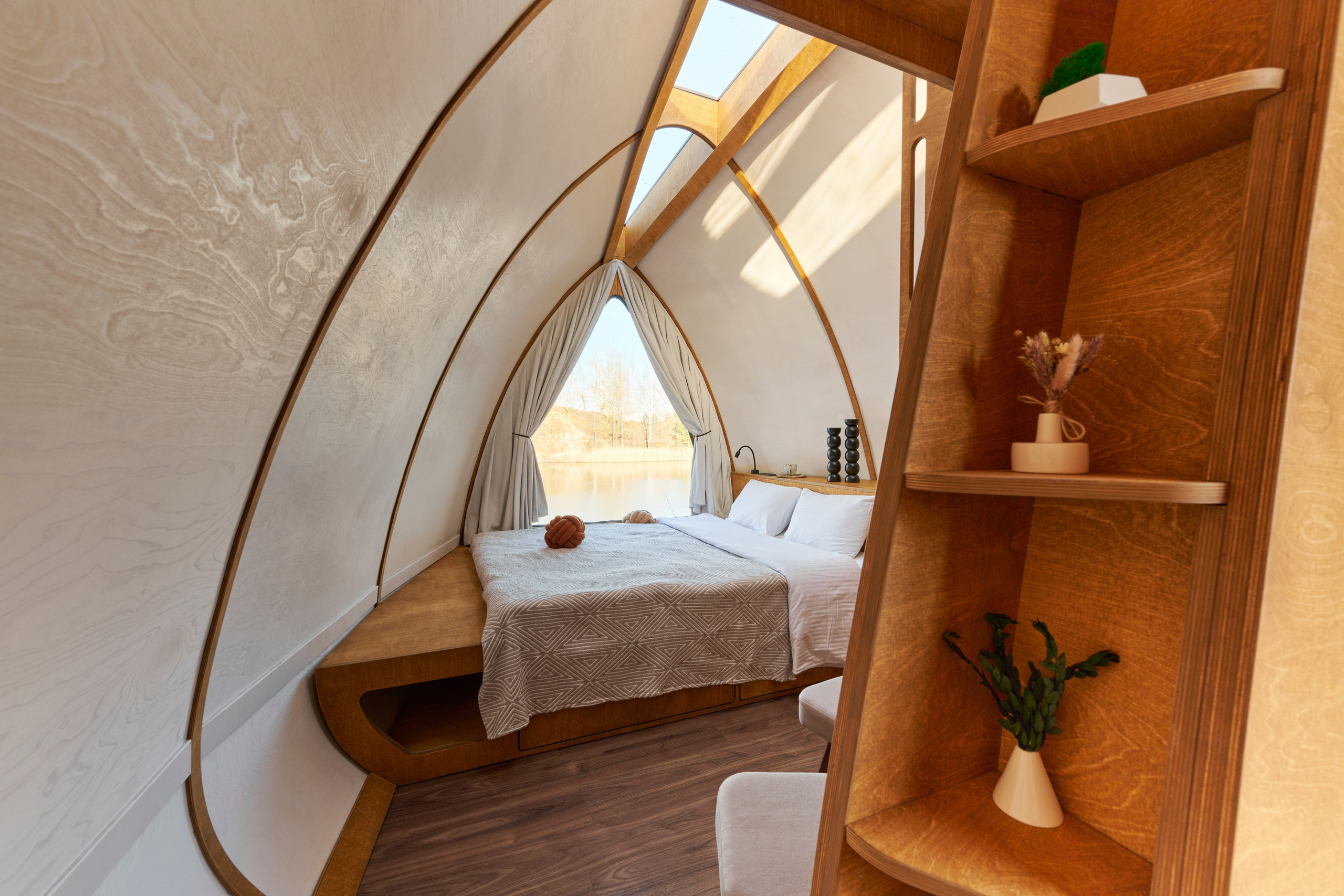 Глэмпинг «Аномалия» — фотосъёмка для сайта и бронирований | Свободный Продакшн. Интерьерный и архитектурный фотограф Москва и МО. Свободный Роман