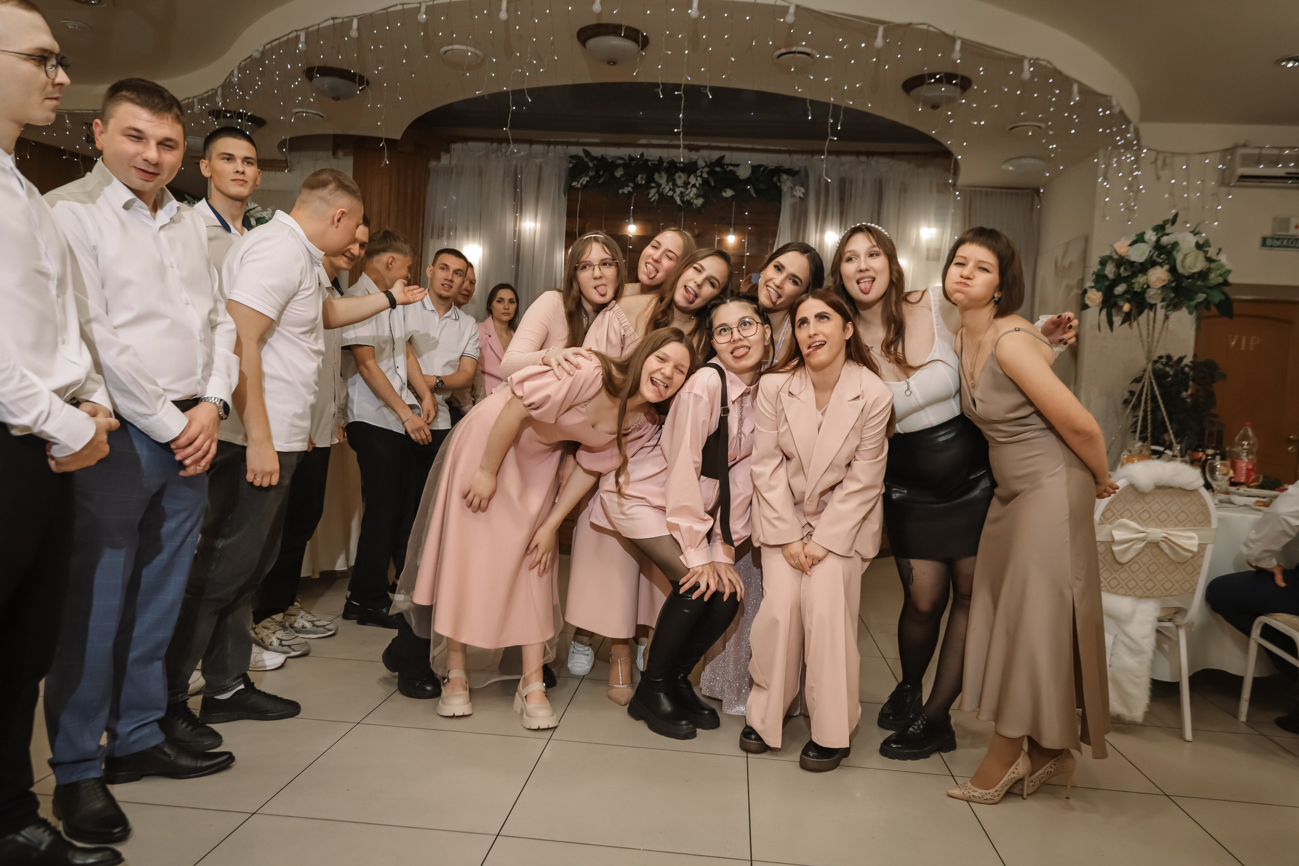 Свадебный фоторепортаж. Ведущая праздничных мероприятий г. Новосибирска