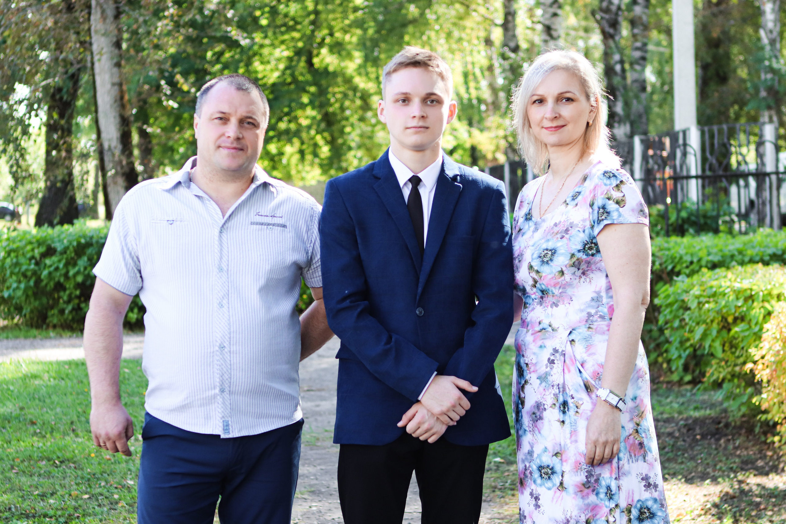 Выпускники 11 класс 1 сентября. Семейный свадебный детский фотограф Саранск Наталья Сыркина