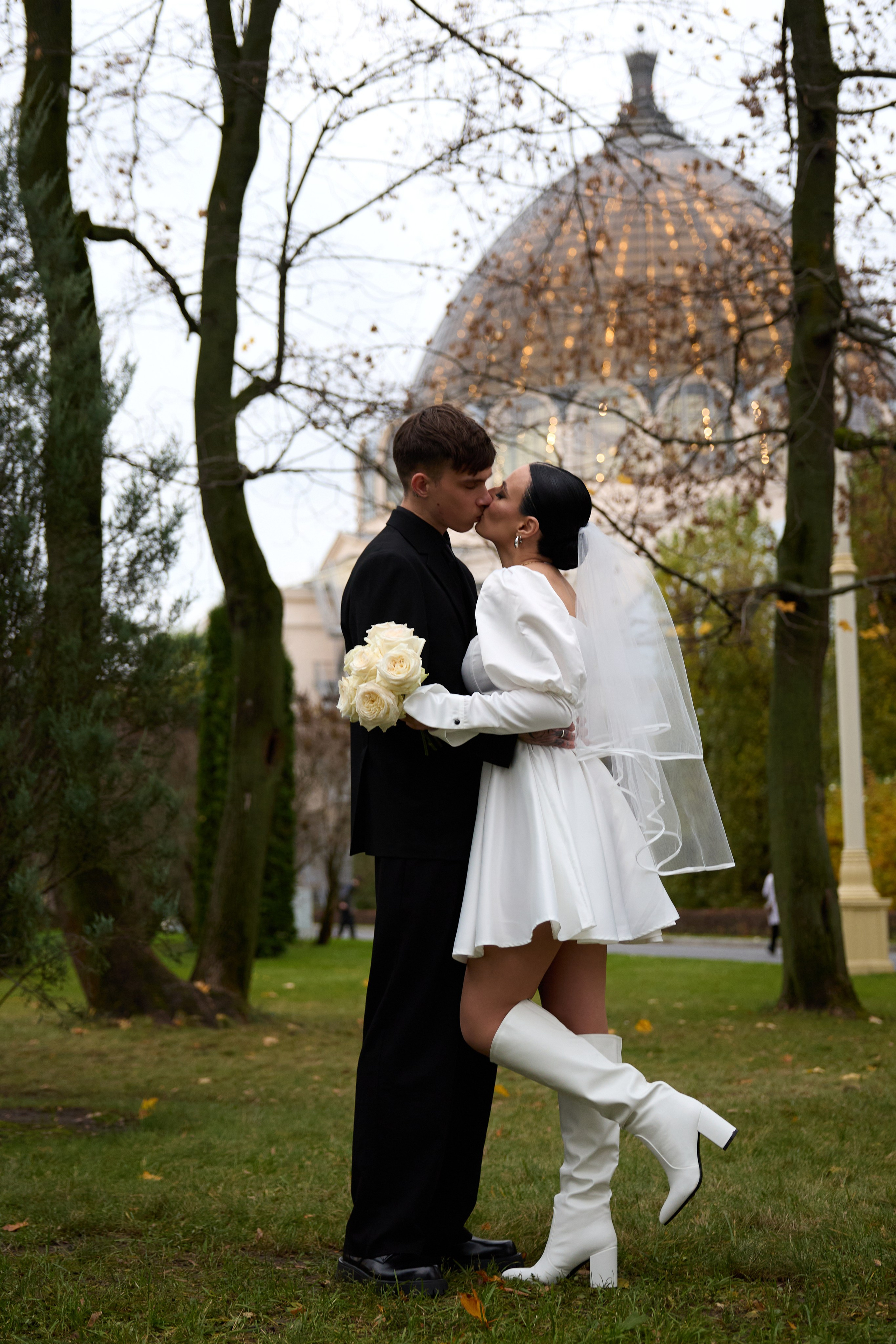 Елизавета и Артем. Роспись на ВДНХ и коротка прогулка. Любовь Юсупова. Фотограф
