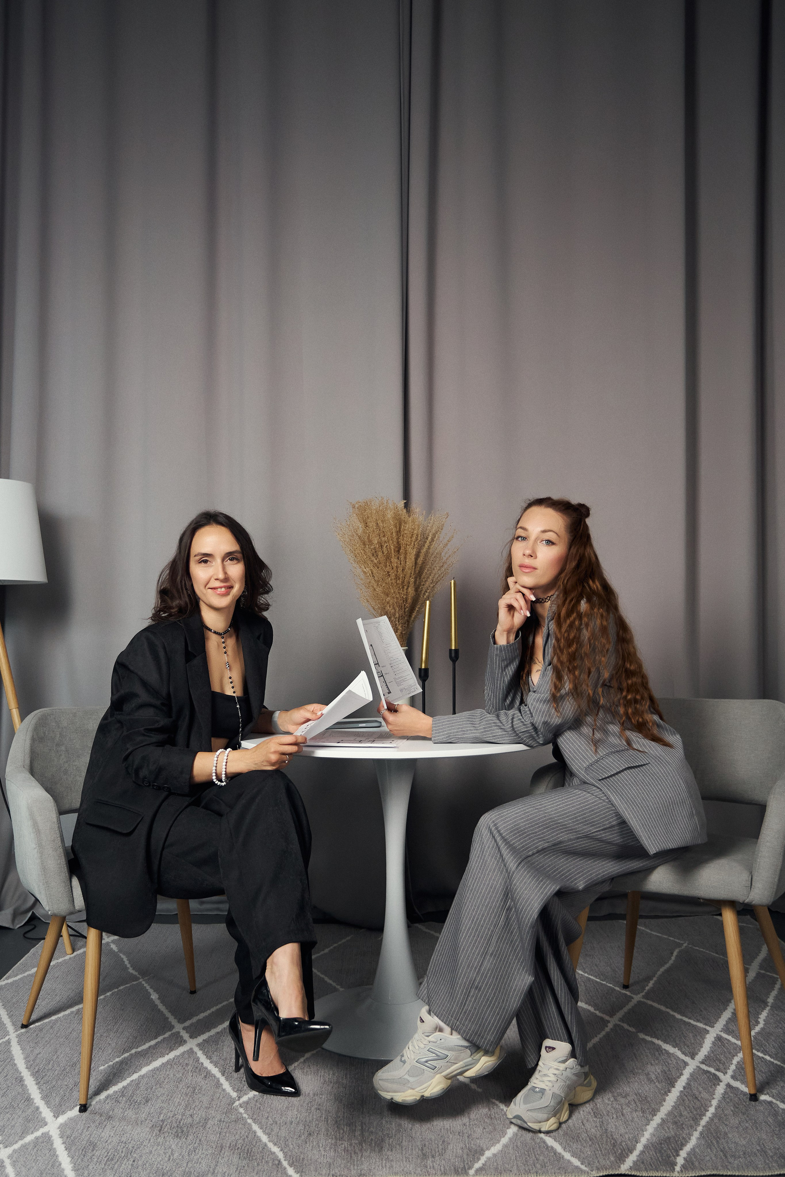 Светлана и Дарья. Хоумстейдж контент съемка. Любовь Юсупова. Фотограф