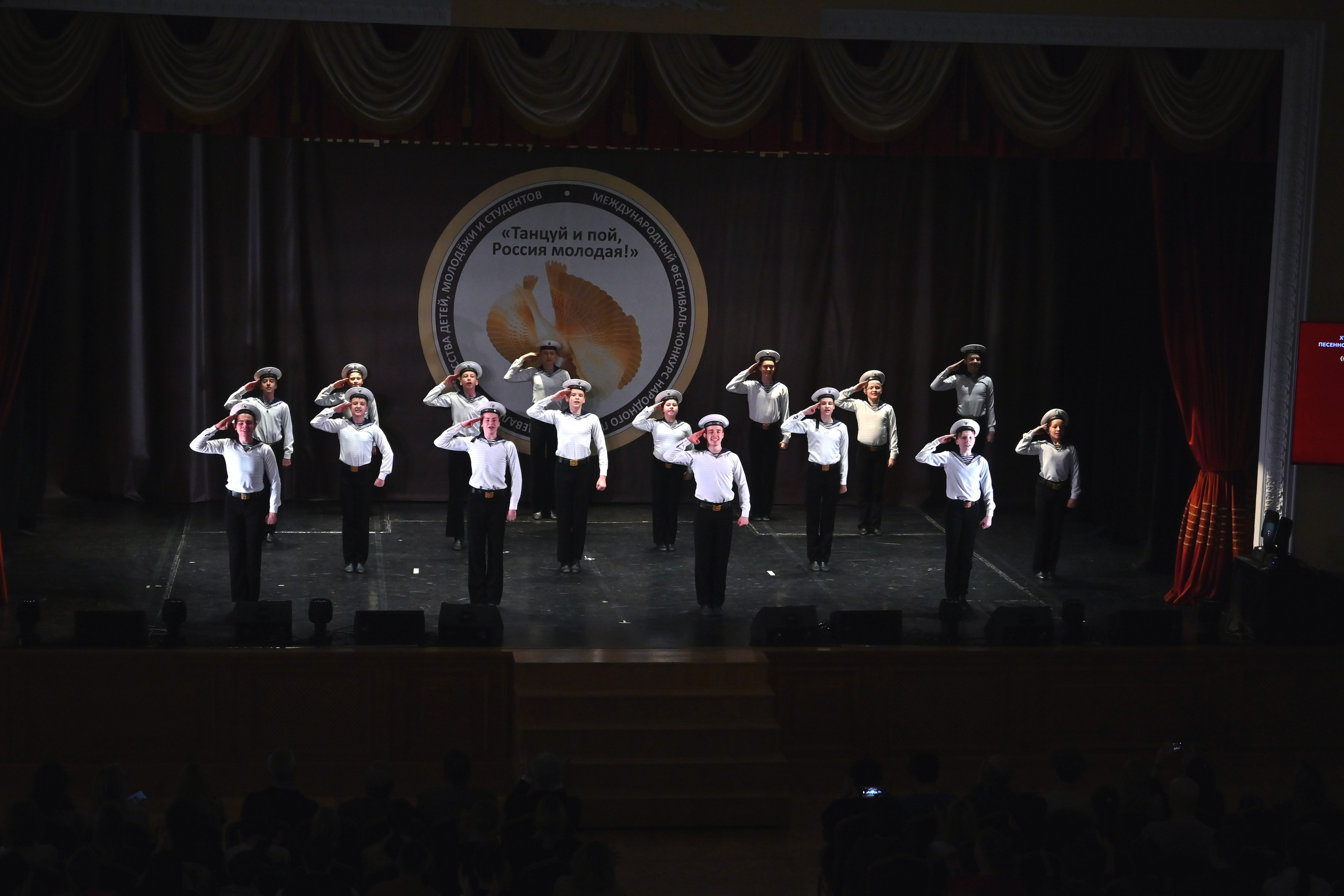 Гала-концерт. Танцуй и пой, Россия Молодая! 22.04.2024. Профессиональный фотограф в Москве Алёна Котова