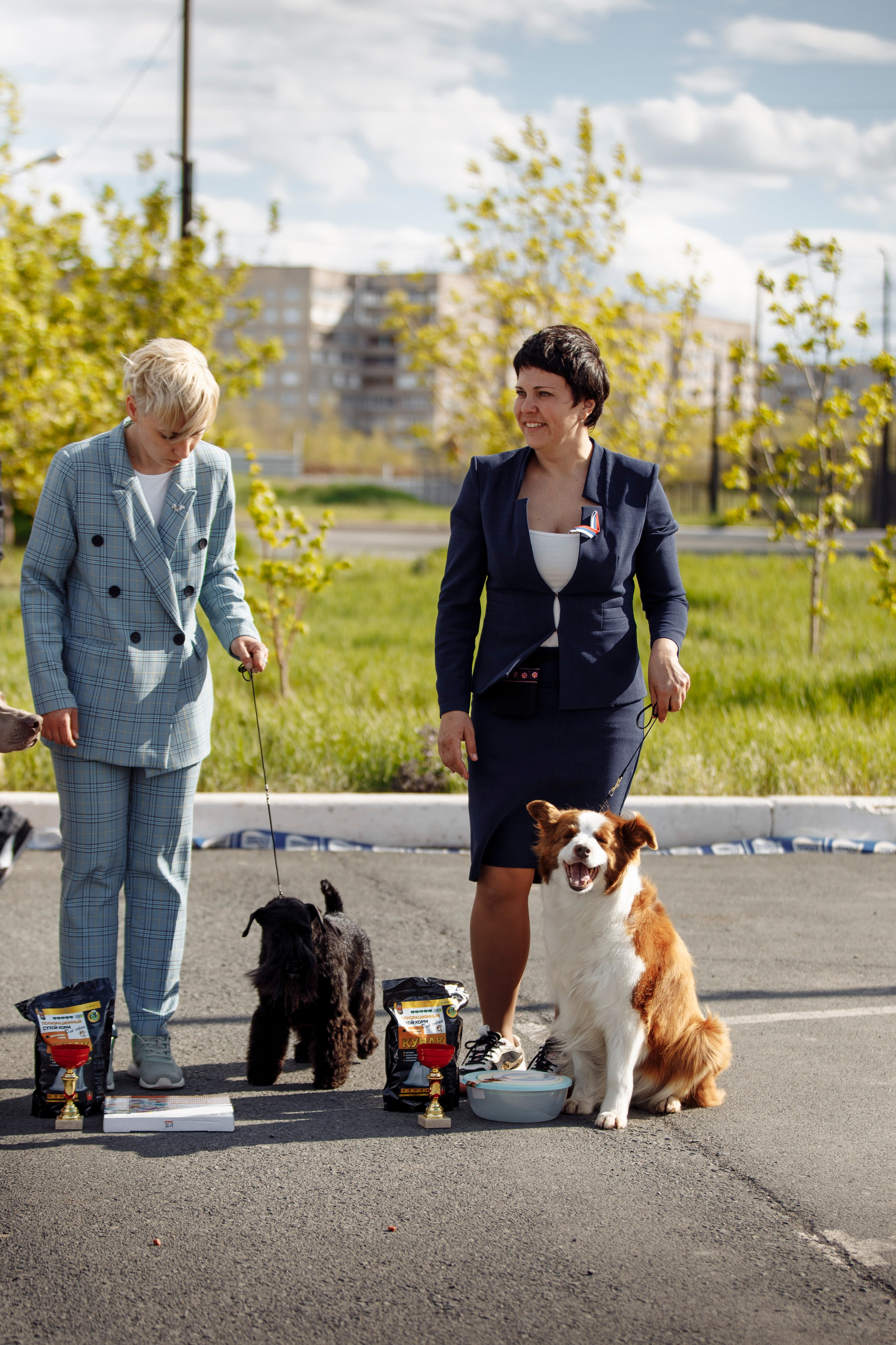 Далекий привет из Новотроицка. О нас