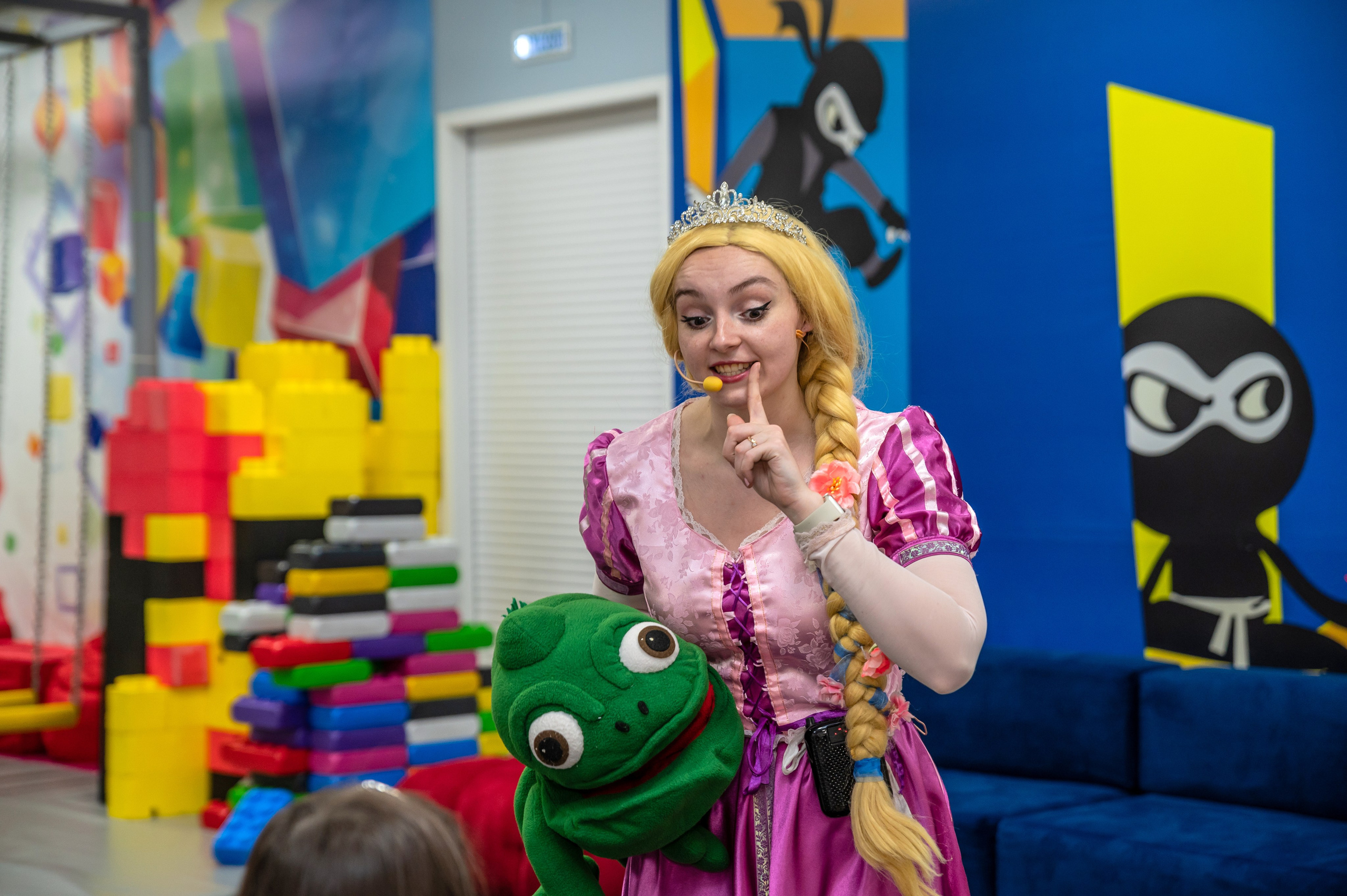 Игротека Ниндзя Кидс. Я Ольга Казанцева, фотографирую снимаю ваши киноистории и печатаю фото и цифровые портреты на холсте