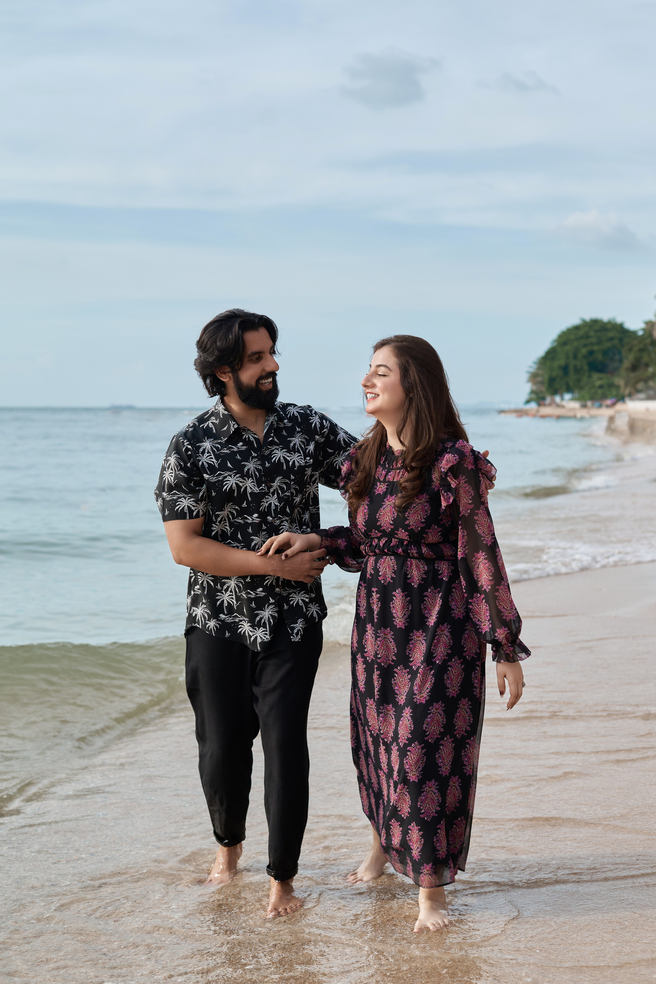 Love story photoshoot on the beach in Pattaya. Photographer Bangkok — Pattaya | фотограф Бангкок — Паттайа