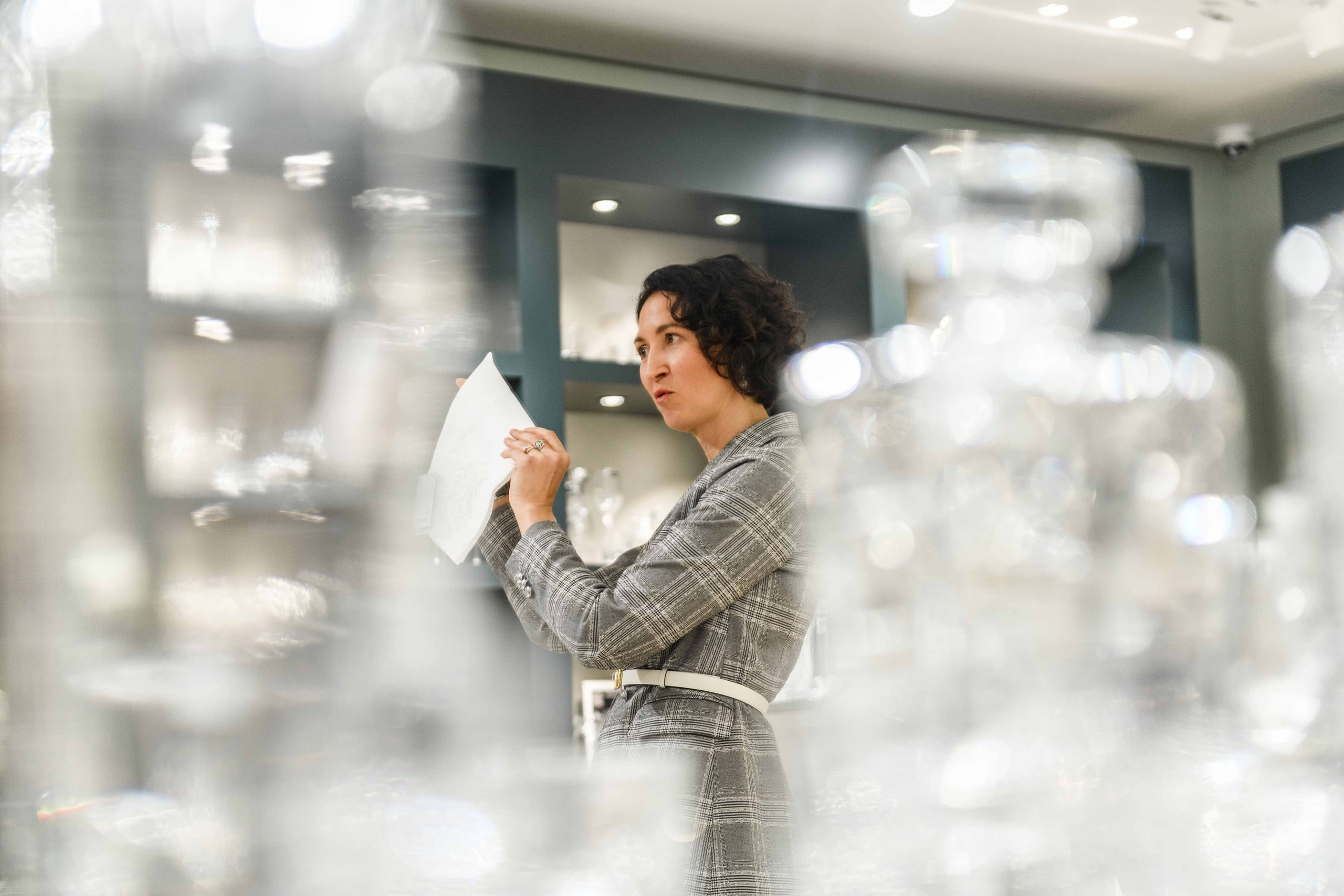 Фотосъёмка лекция по сервировке стола в бутике «Дом фарфора»