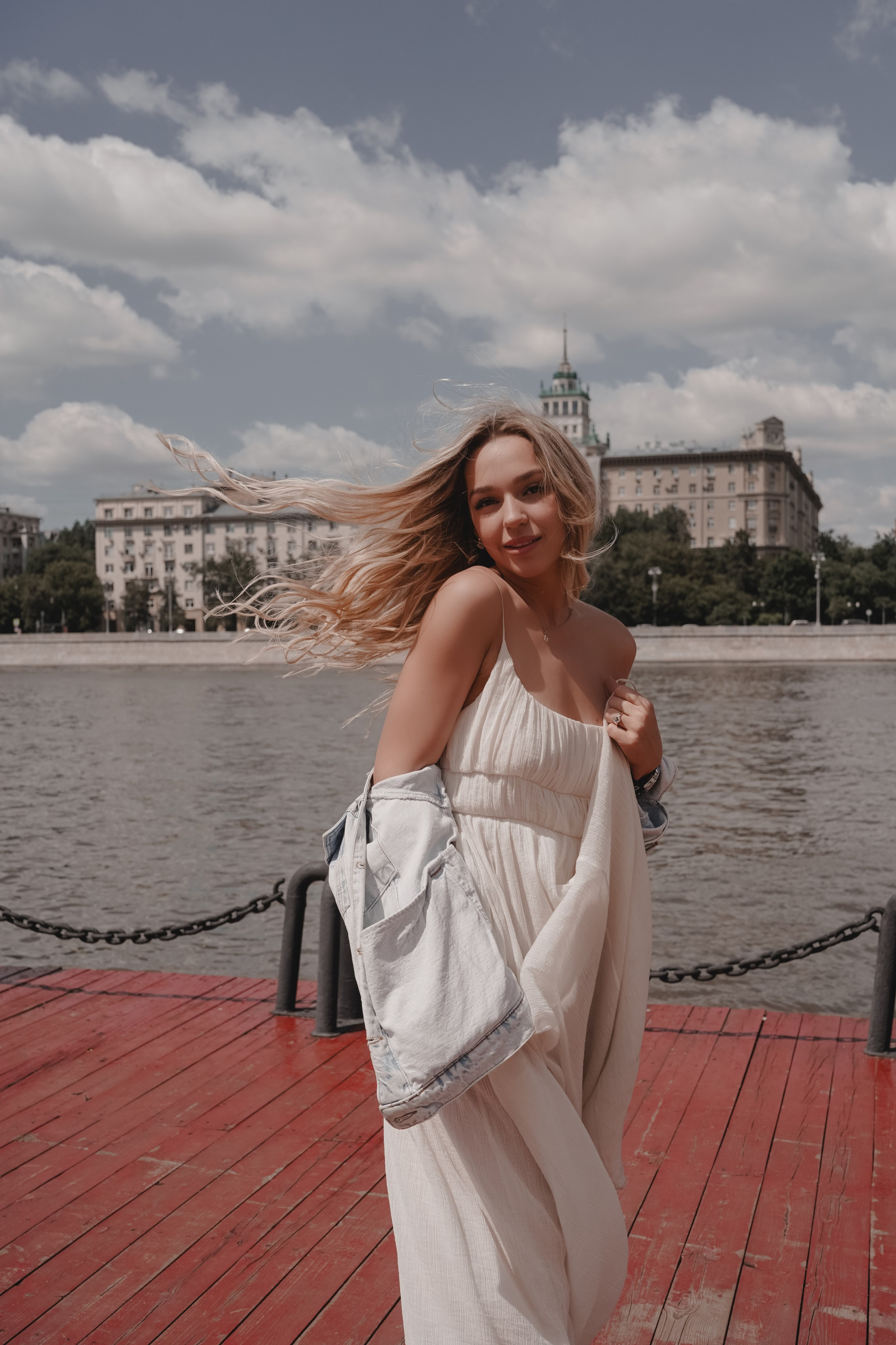 Индивидуальная фотосессия на улице (уличная). Фото и видео съемка