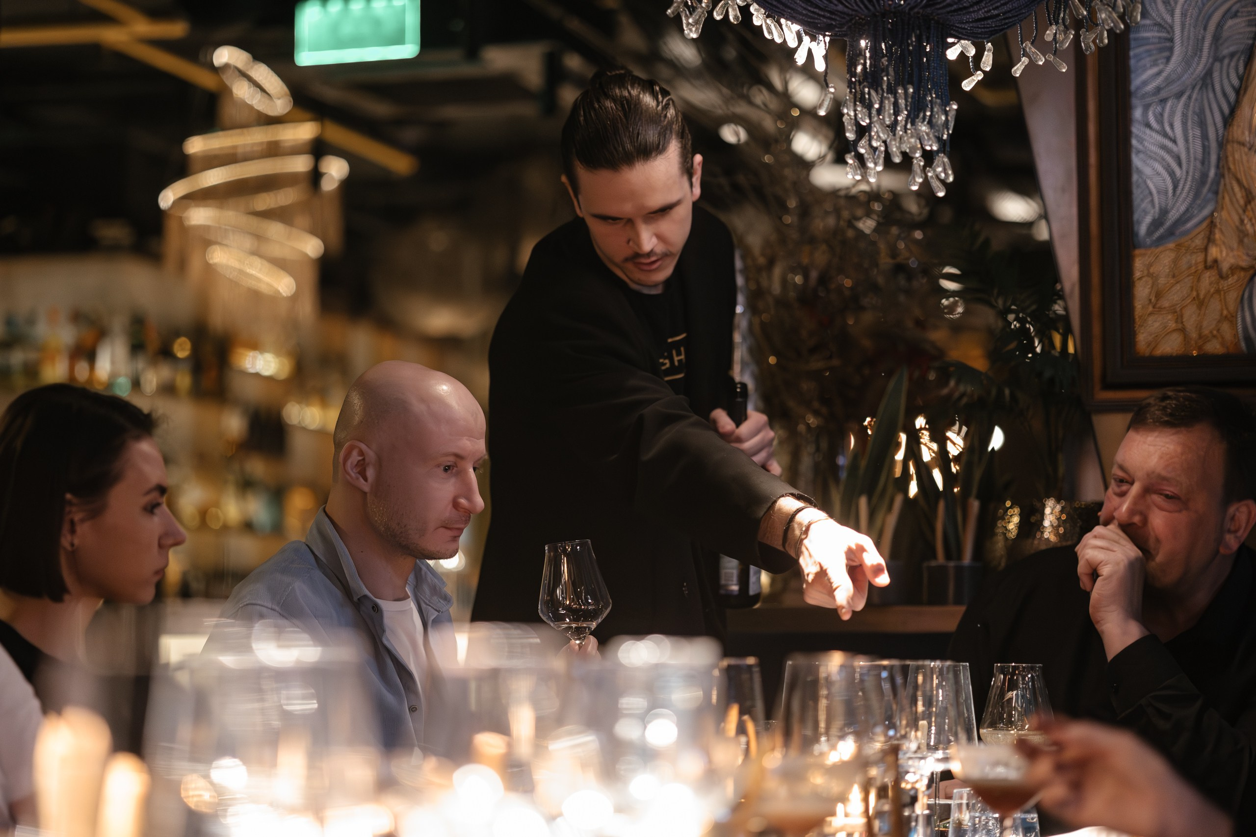 Винный вечер. Фотограф Арсений Гуров