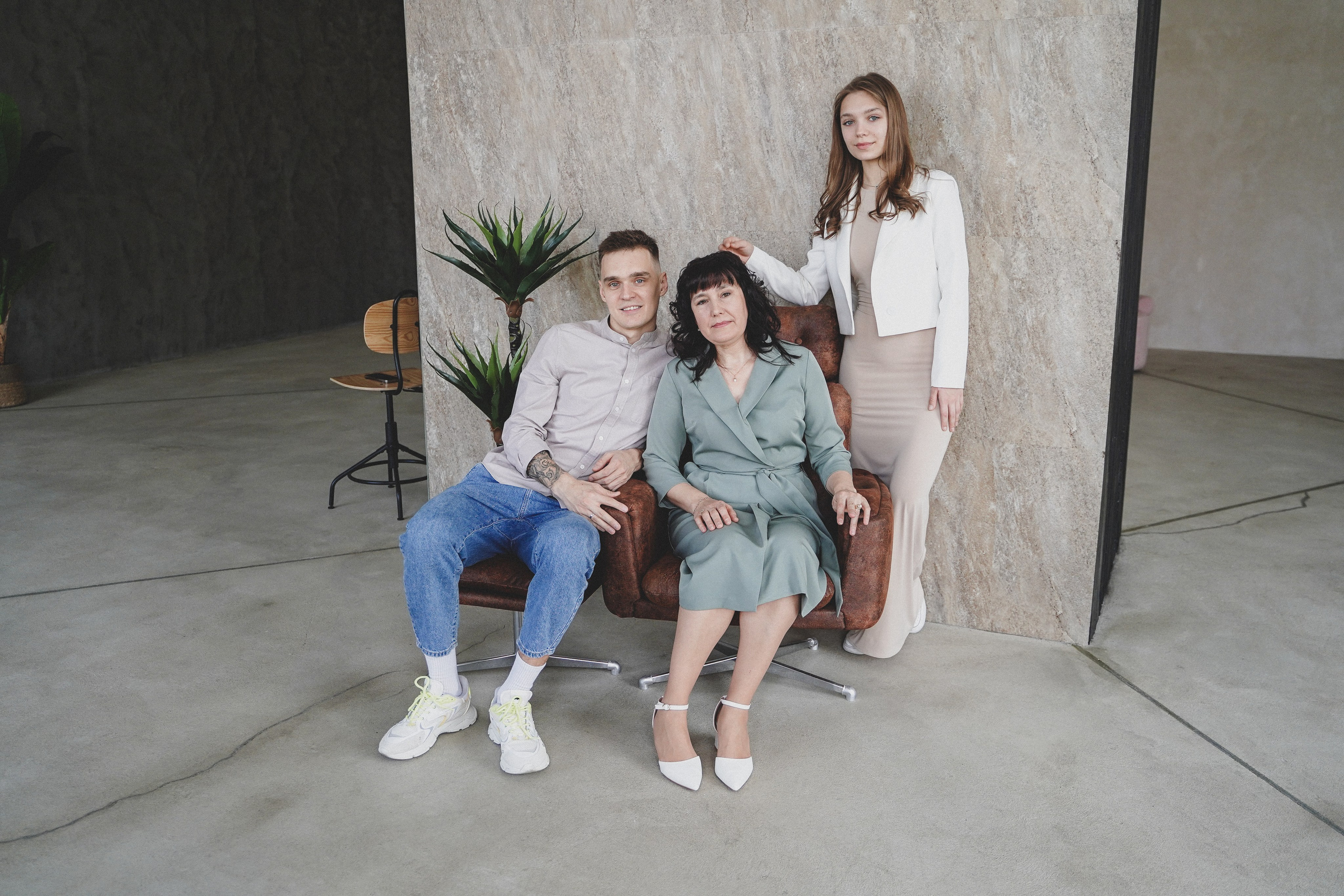 Фотосессия большой семьи в студии. Семейный и женский фотограф в Краснодаре Анастасия Приймак