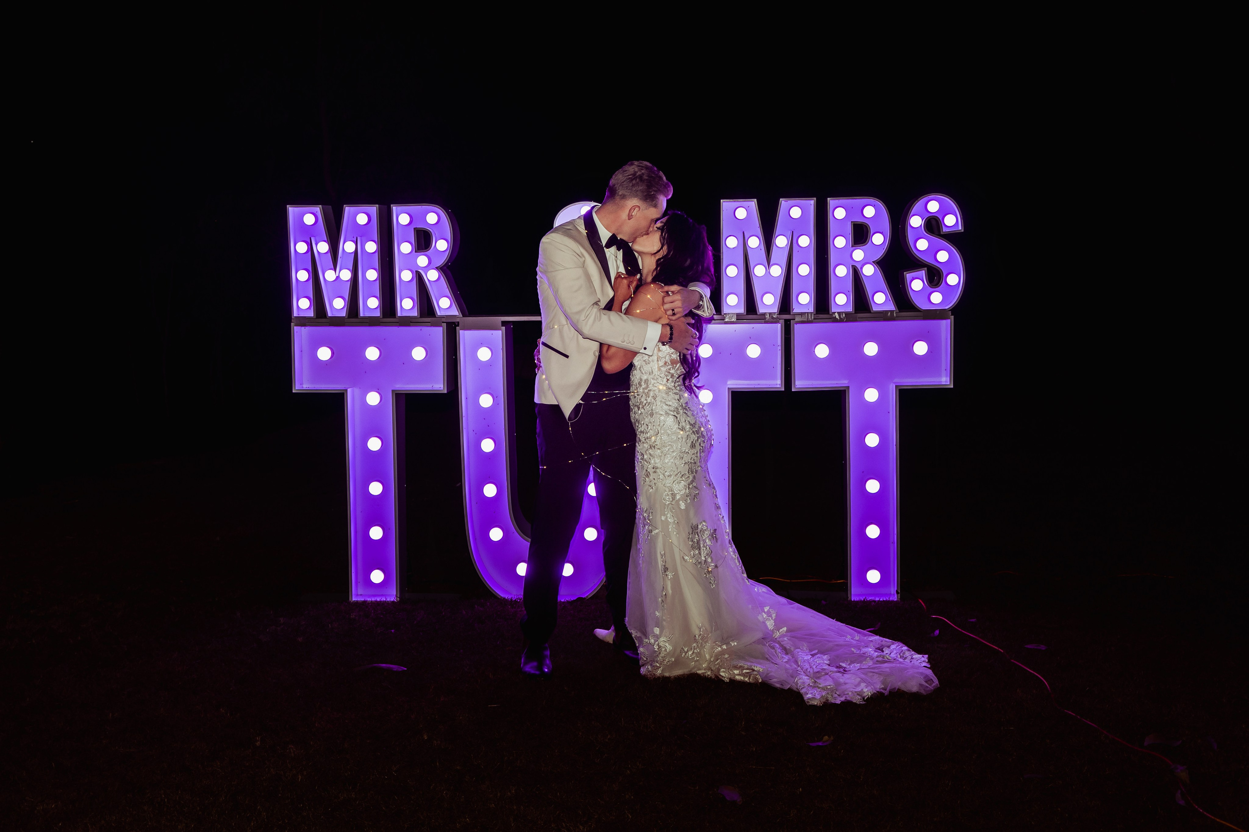 …Endless romance. Golden Moments Editing — We do Wedding’s Retouch and Video Editing