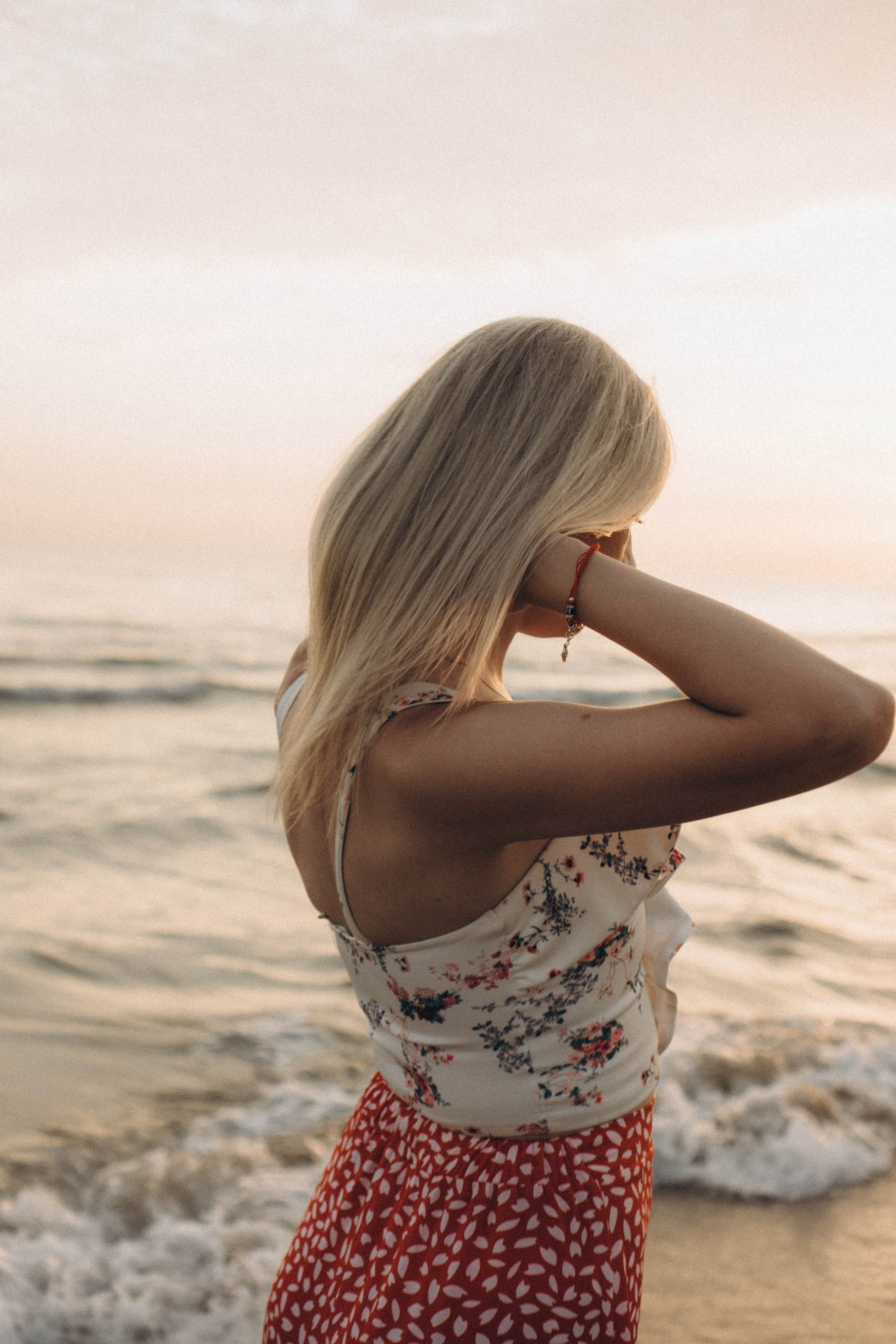 Июльский вечер на берегу черного моря. Профессиональный фотограф, Санкт-Петербург — Виктория Богомолова