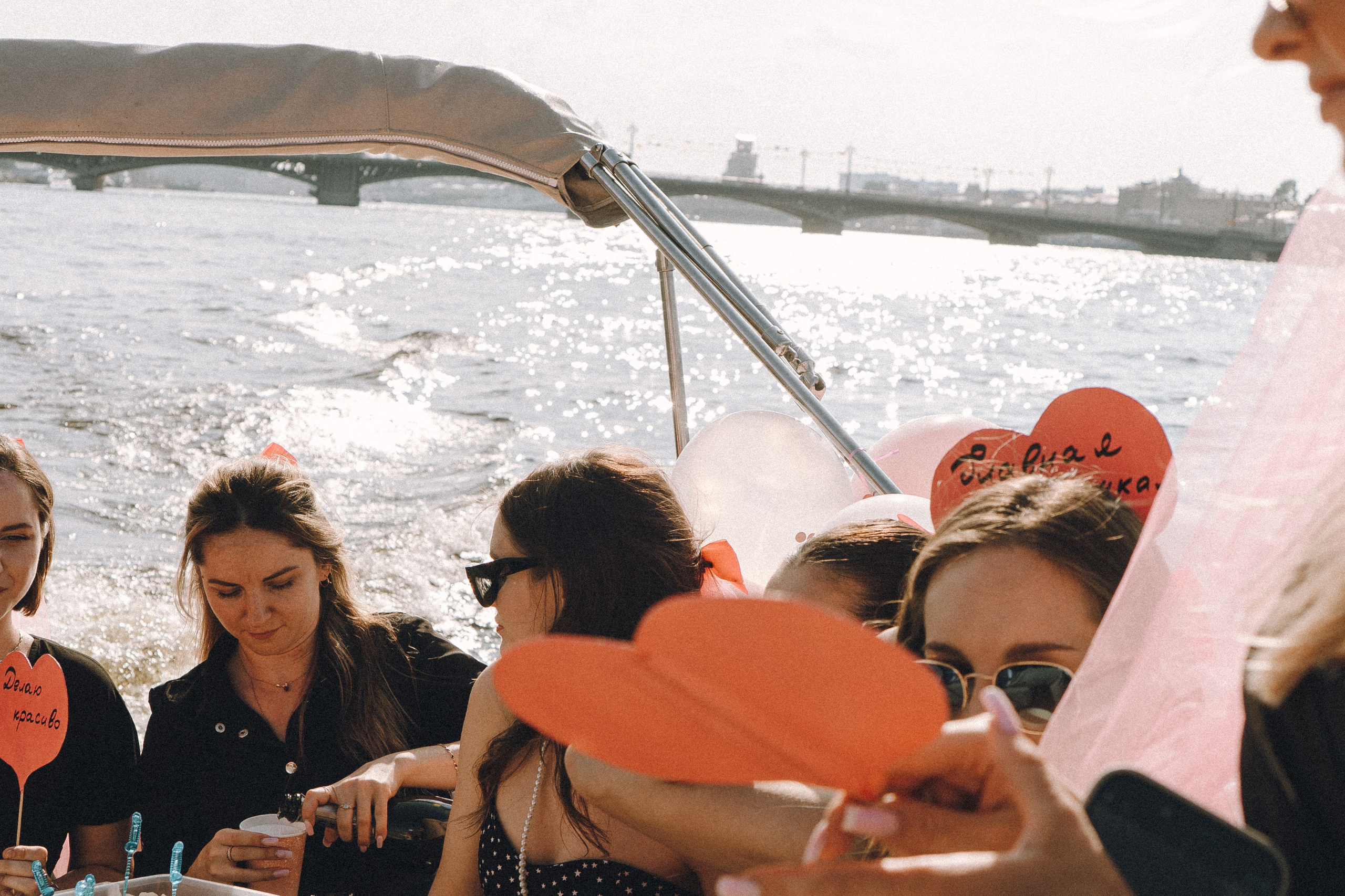ДЕВИЧНИК НА КАТЕРЕ. Профессиональный фотограф, Санкт-Петербург — Виктория Богомолова