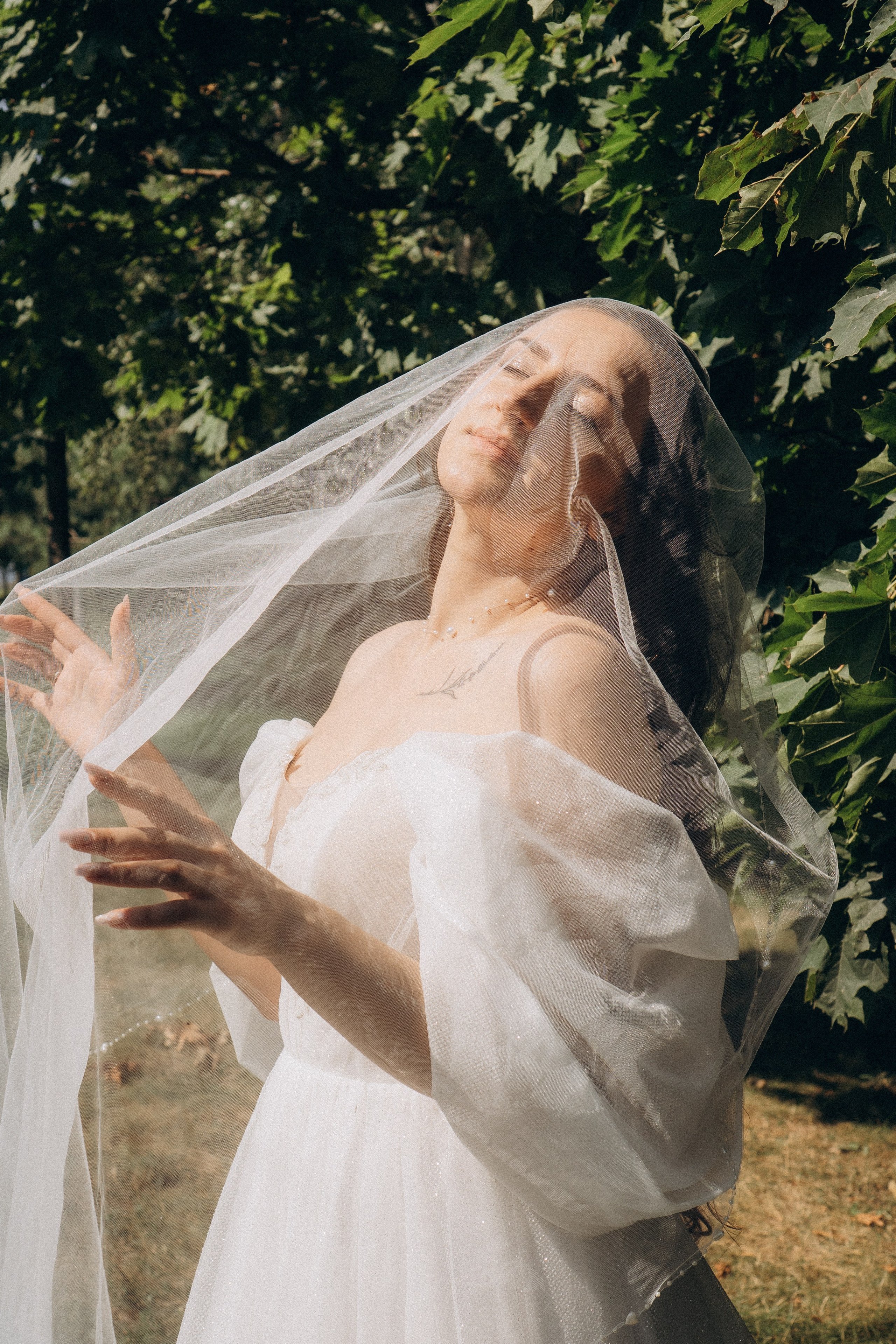 СВАДЕБНАЯ СЬЕМК В ПАРКЕ 300-ЛЕТИЯ. Профессиональный фотограф, Санкт-Петербург — Виктория Богомолова