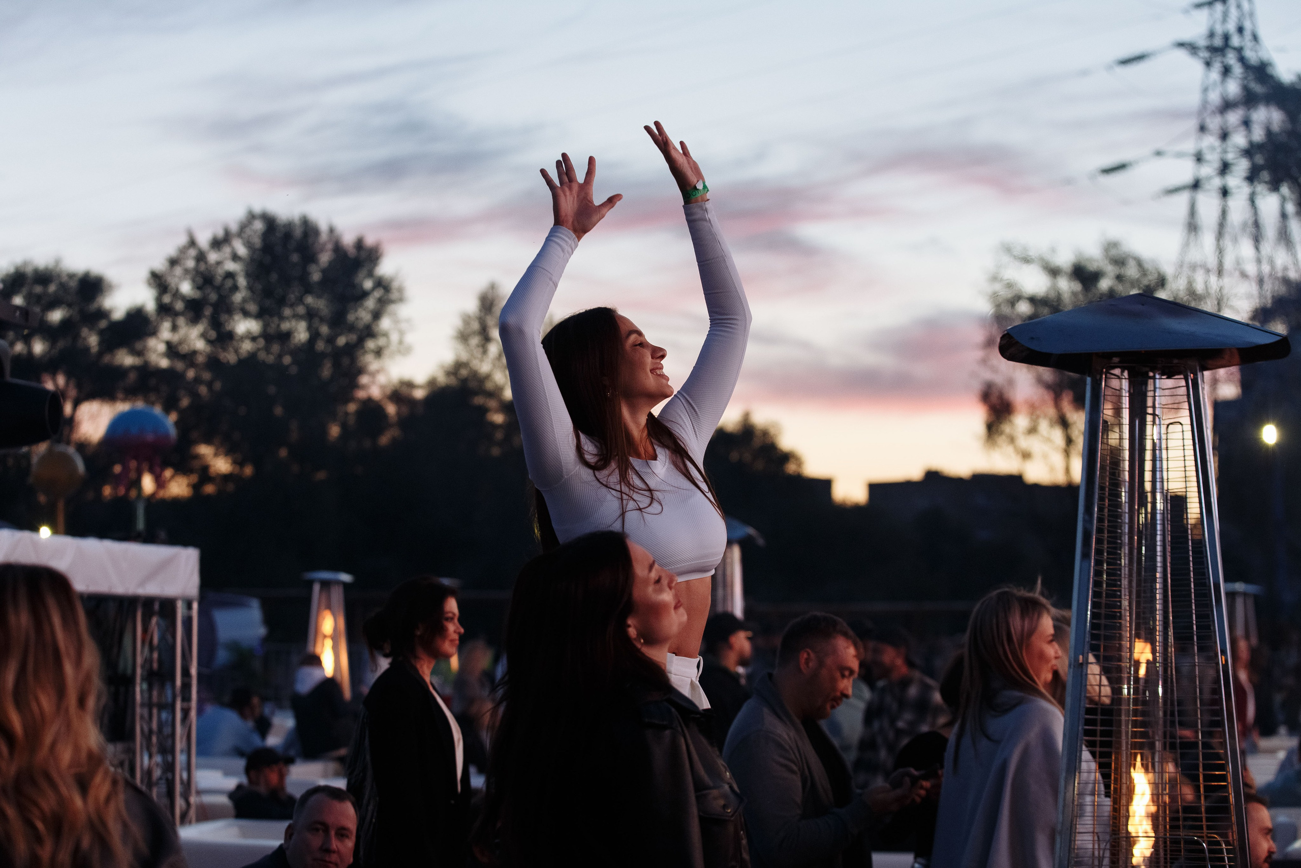 Остров мечты Dream Beach Club (Открытие открытого бассейна в Москве). Репортажный фотограф на мероприятие в Москве Алексей Терентьев