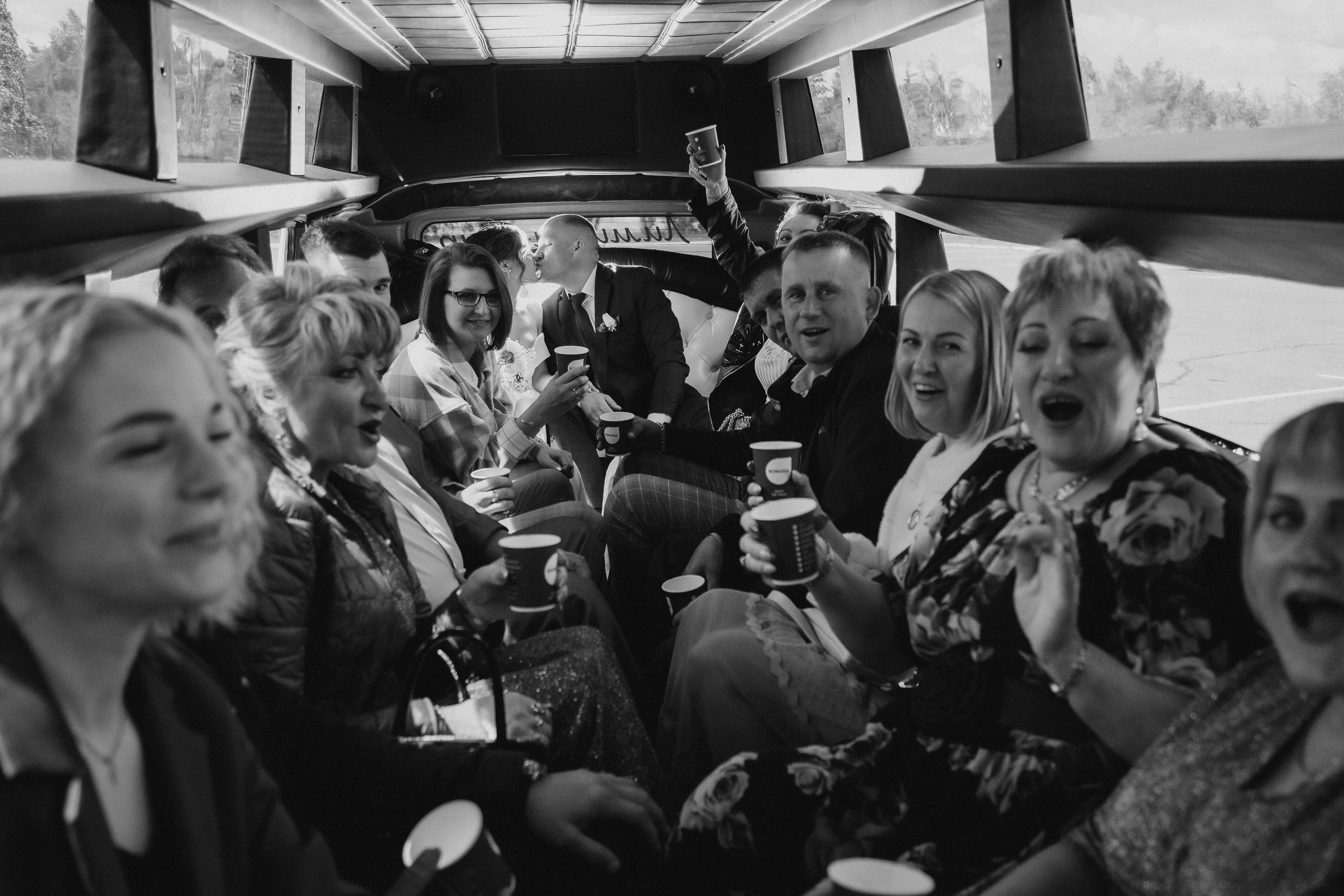 Пасмурно, гости, лимузин. Креативный и женский Фотограф Омске Наталья Лебедева