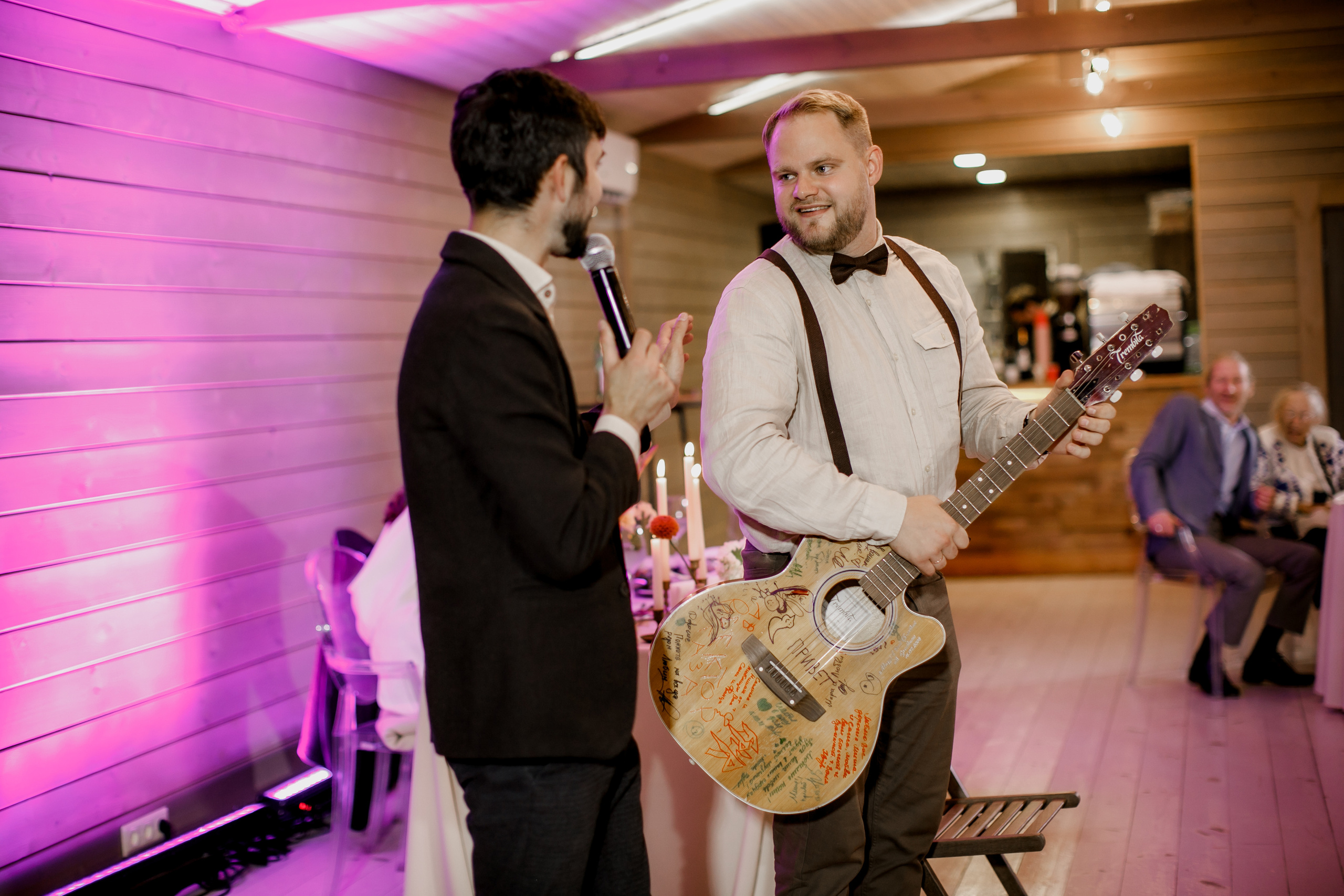 Свадебная вечеринка на загородной пощадке. Свадебный фотограф Марина Назарова Москва