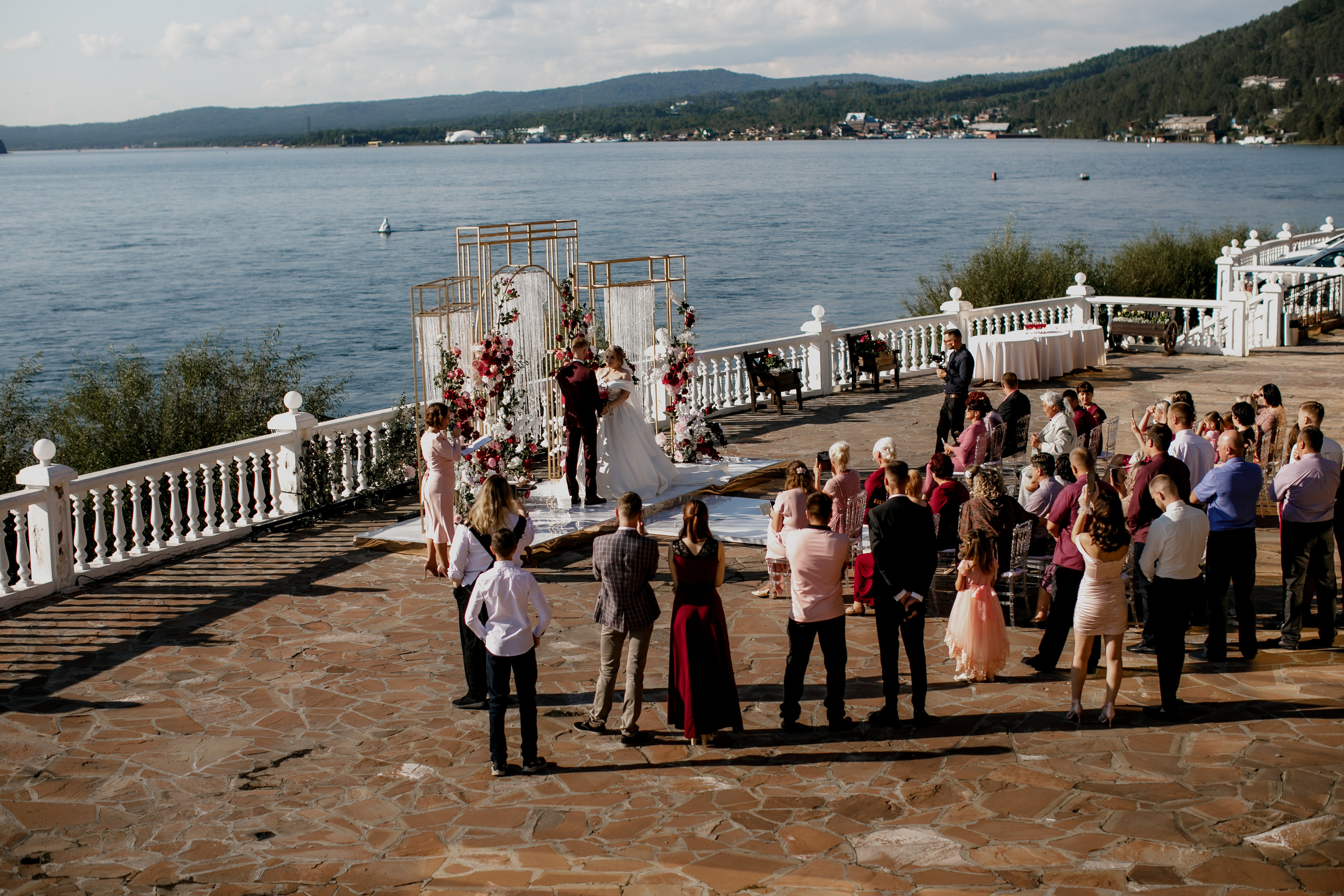 Свадьба на озере Байкал!. Свадебный фотограф Марина Назарова Москва