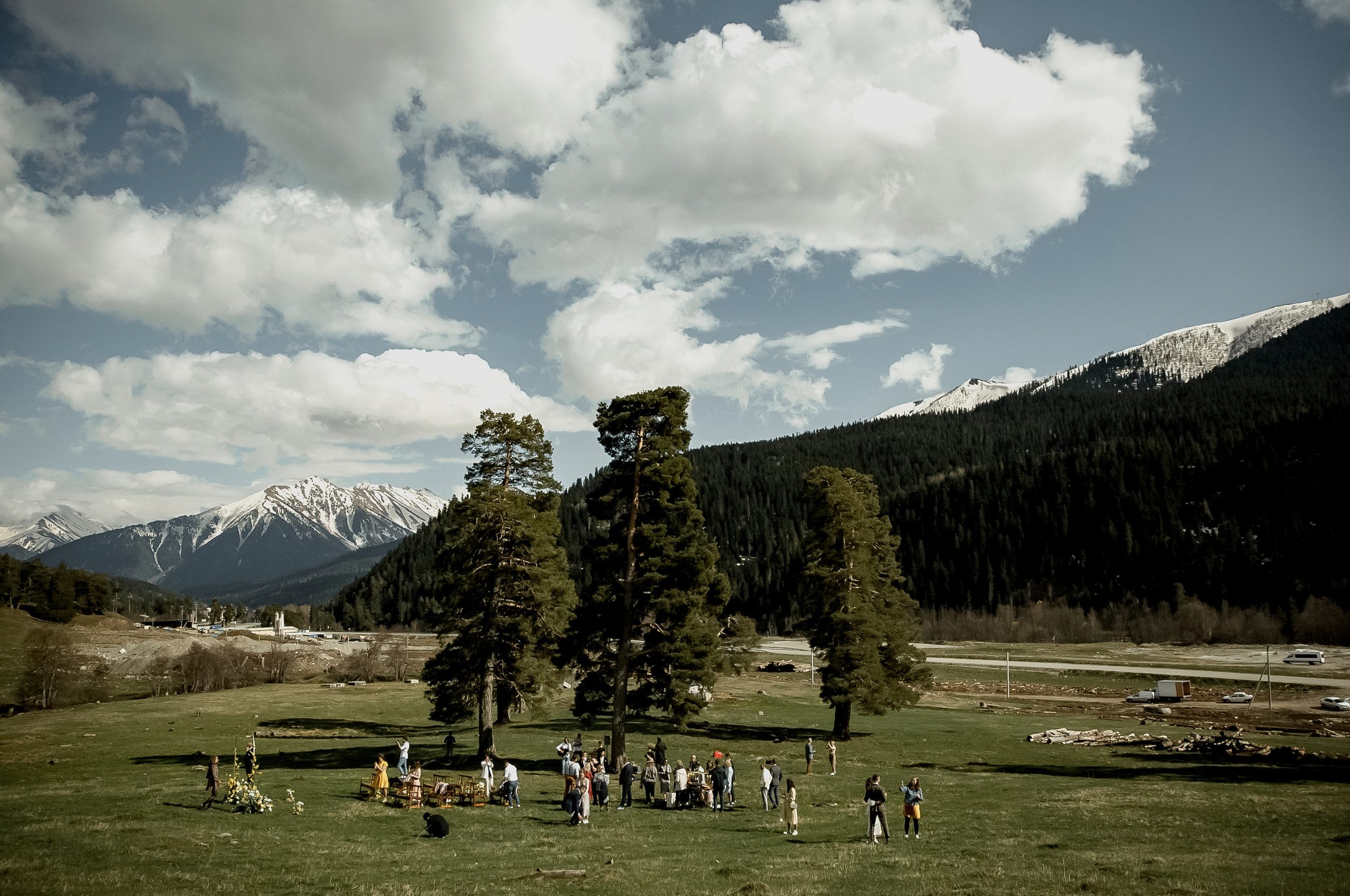 Свадьба в горах Архыза. Свадебный фотограф Марина Назарова Москва