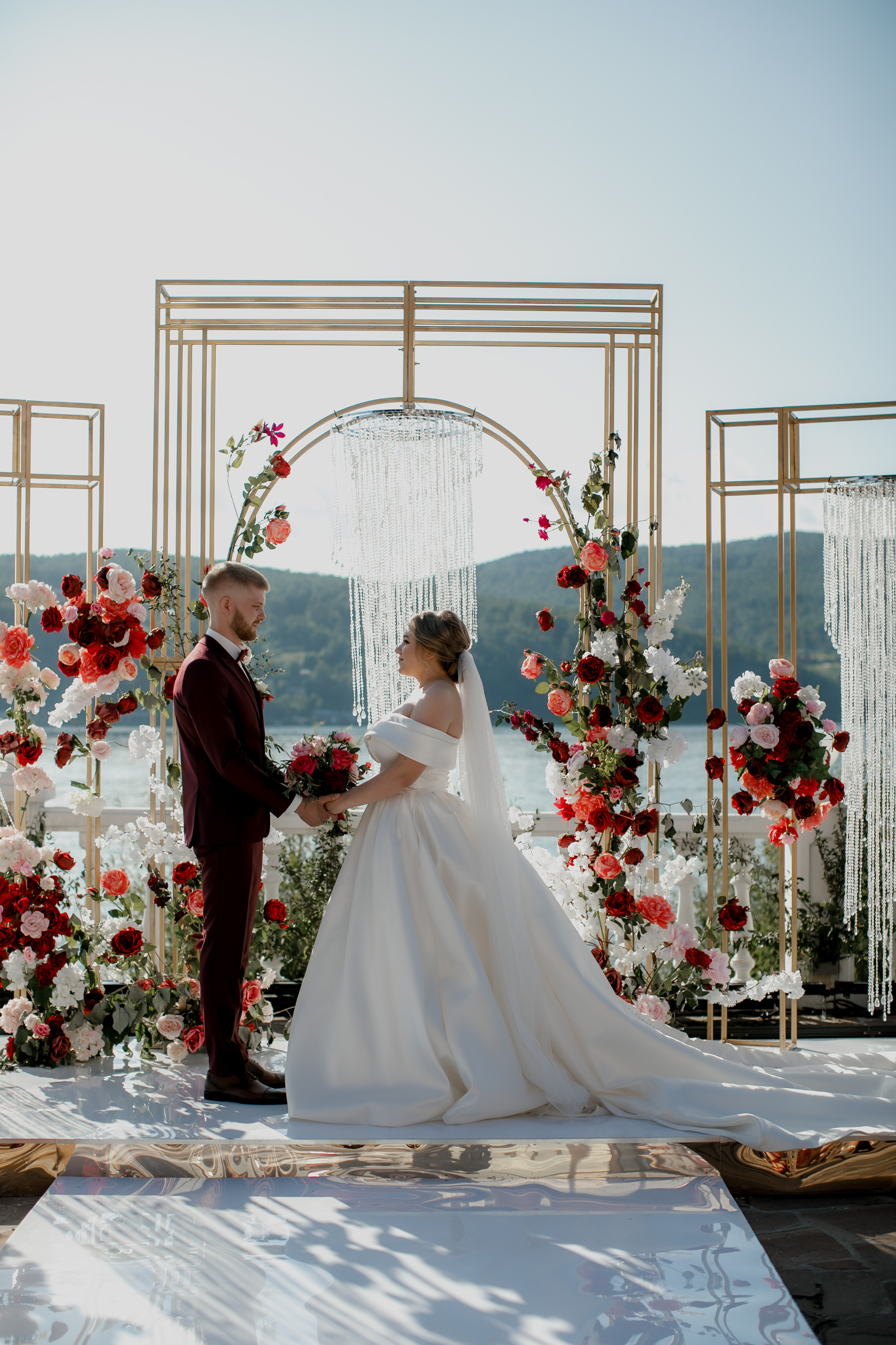 Свадьба на озере Байкал!. Свадебный фотограф Марина Назарова Москва