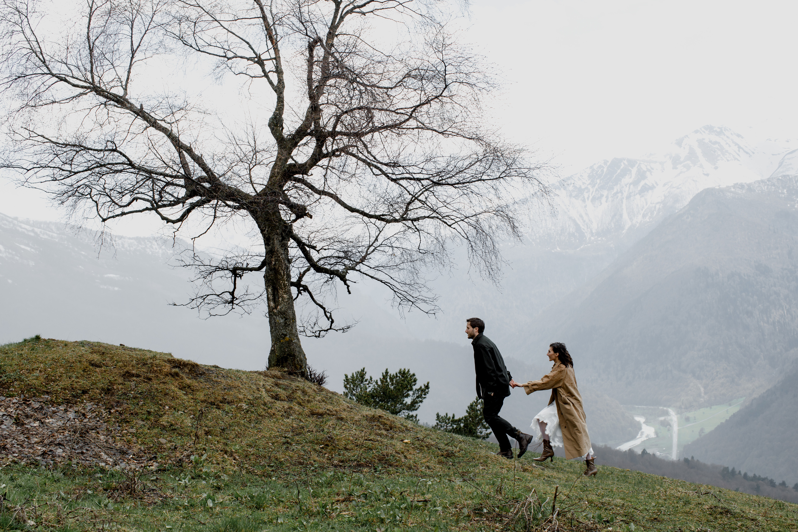 Свадьба в горах Архыза. Свадебный фотограф Марина Назарова Москва