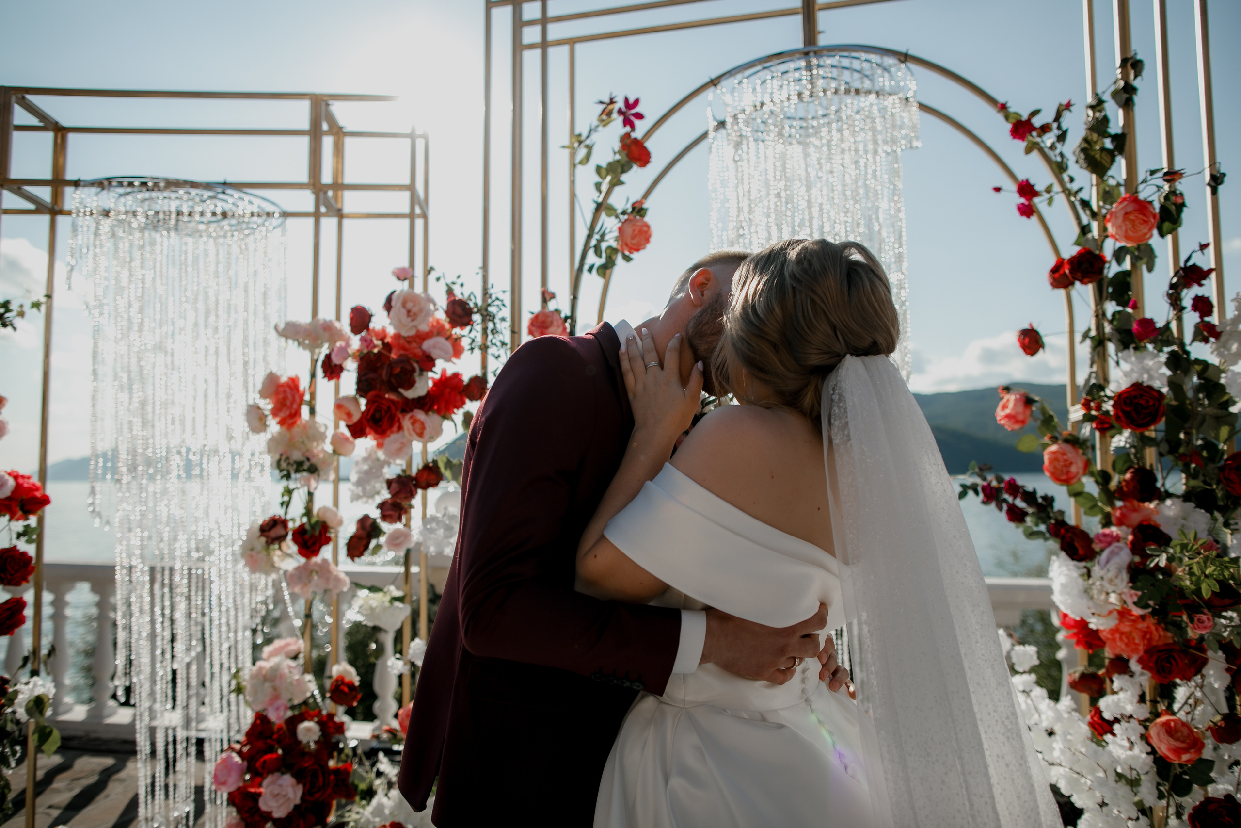 Свадьба на озере Байкал!. Свадебный фотограф Марина Назарова Москва