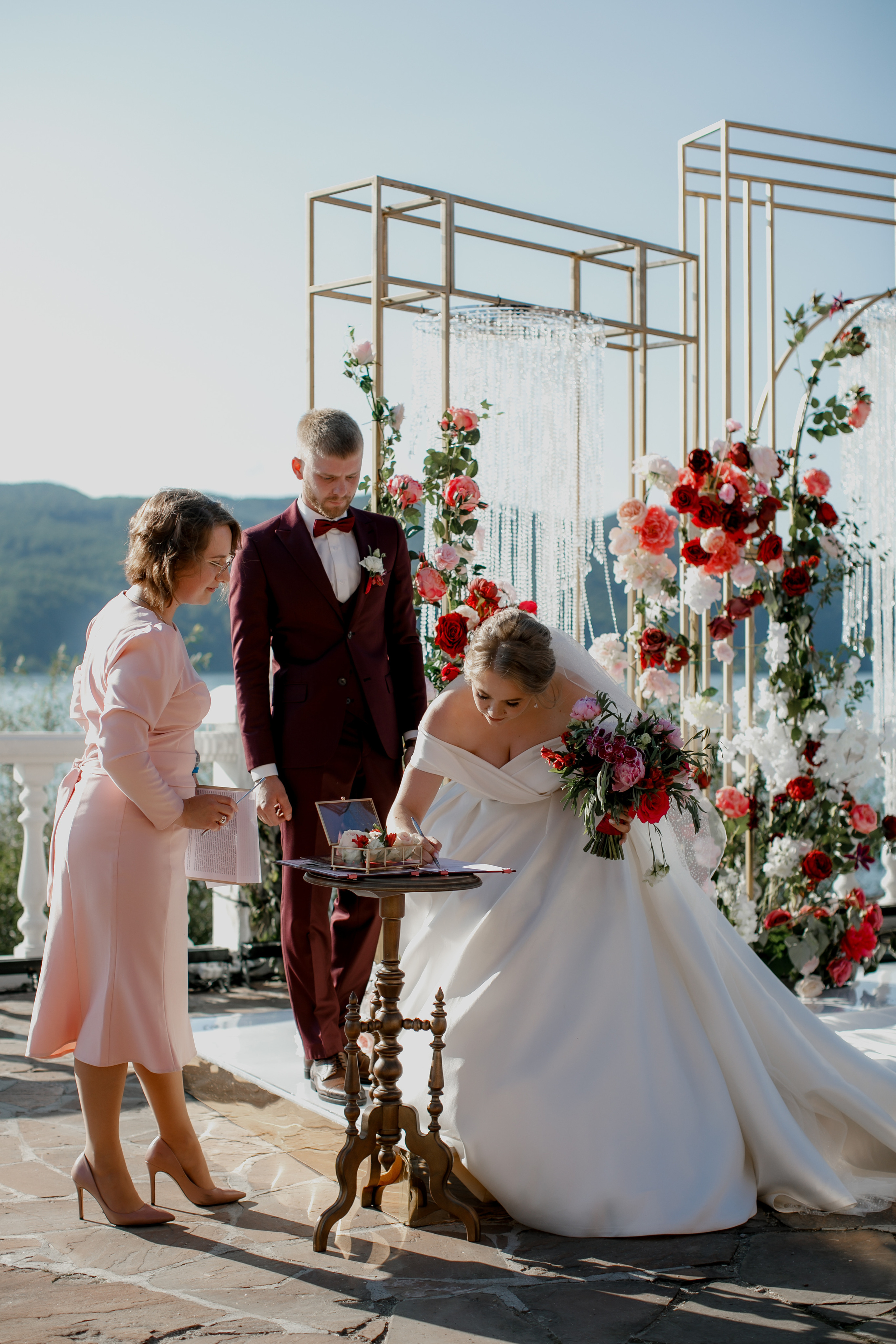 Свадьба на озере Байкал!. Свадебный фотограф Марина Назарова Москва