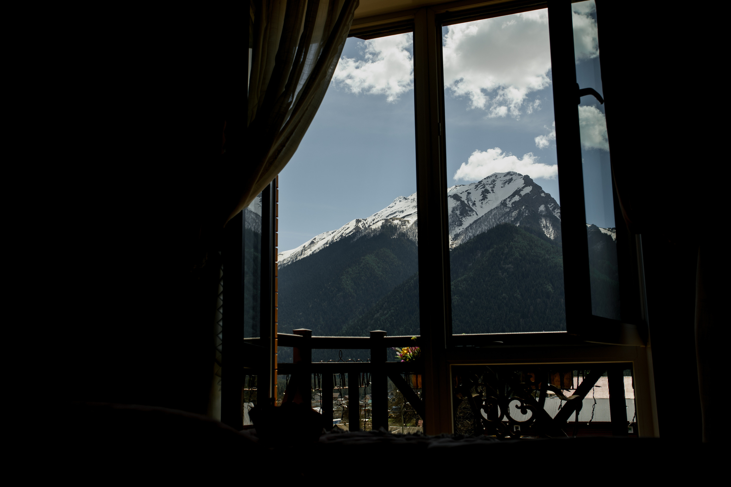 Свадьба в горах Архыза. Свадебный фотограф Марина Назарова Москва