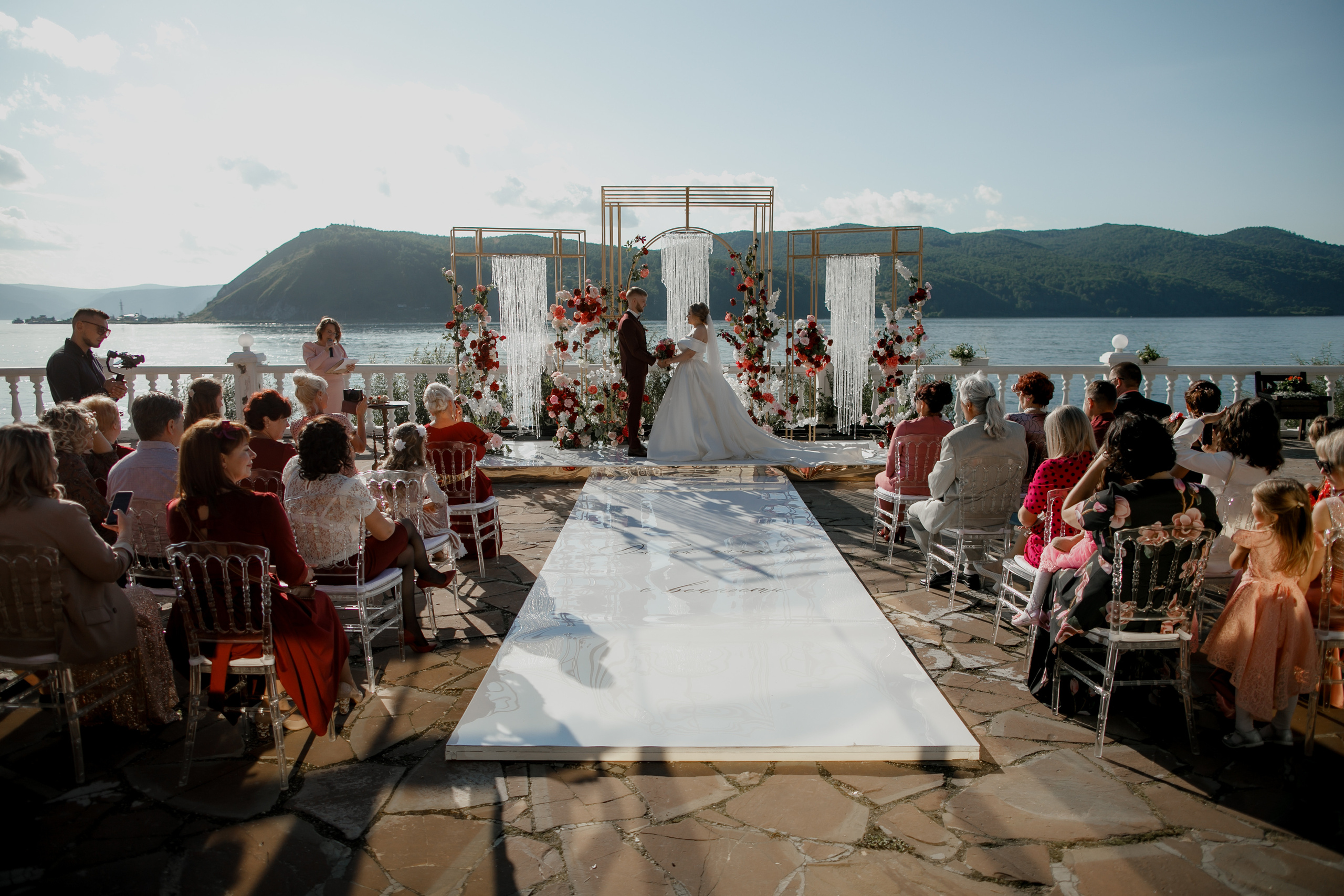 Свадьба на озере Байкал!. Свадебный фотограф Марина Назарова Москва