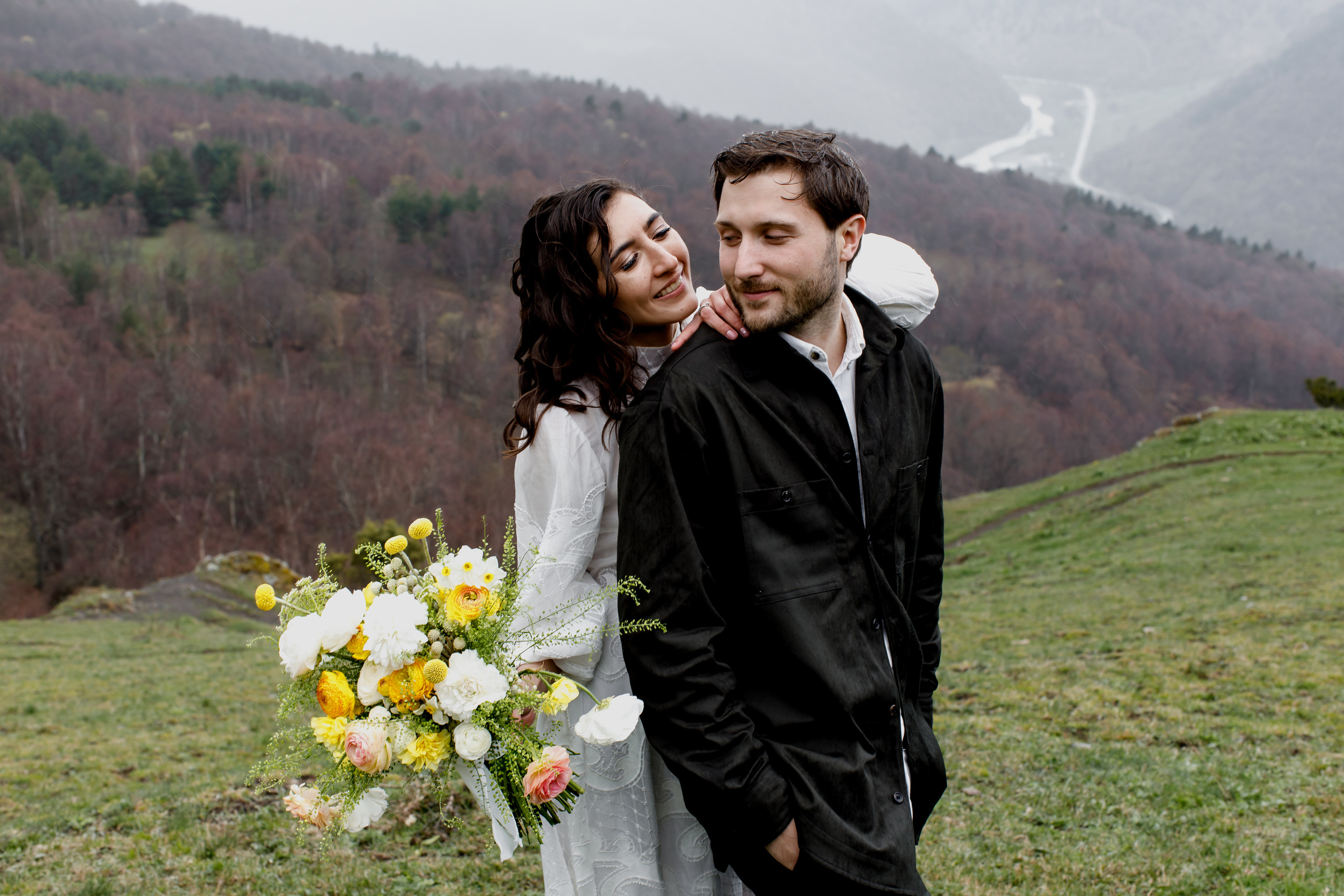 Свадьба в горах Архыза. Свадебный фотограф Марина Назарова Москва