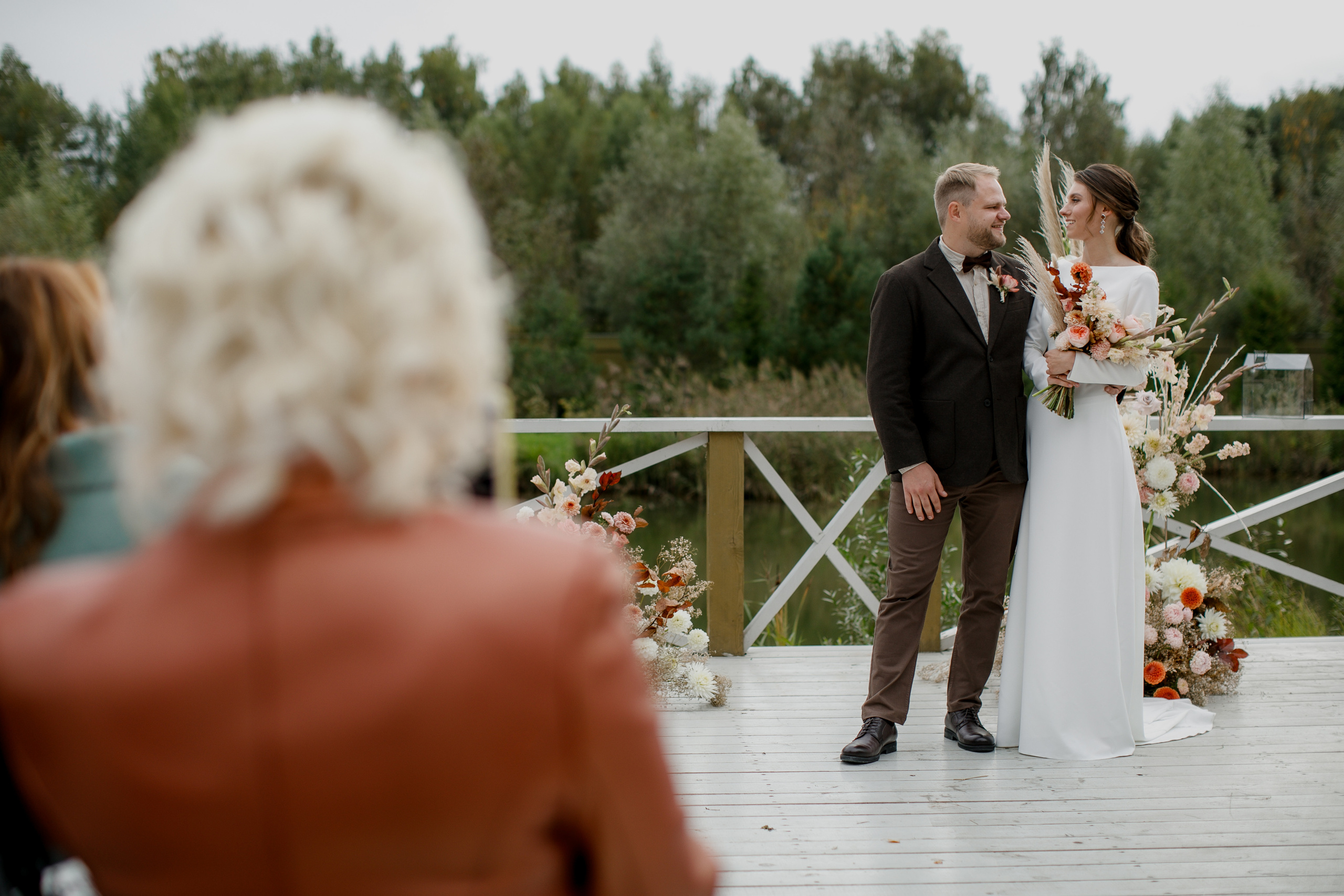 Свадебная вечеринка на загородной пощадке. Свадебный фотограф Марина Назарова Москва