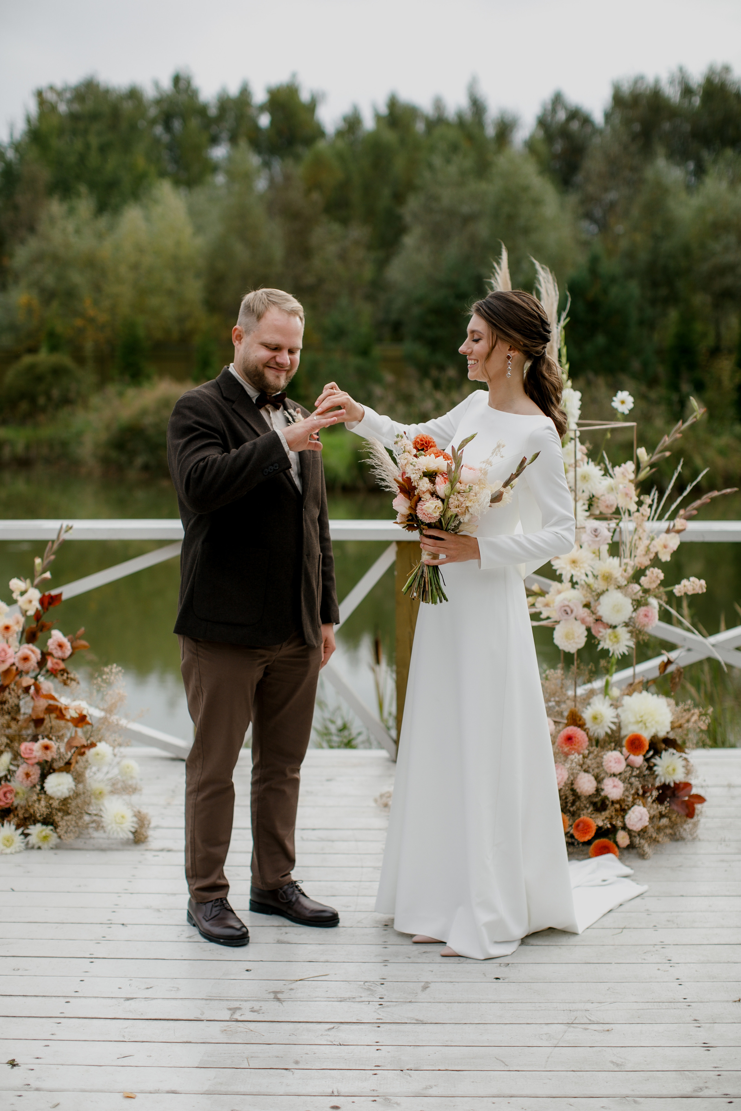 Свадебная вечеринка на загородной пощадке. Свадебный фотограф Марина Назарова Москва