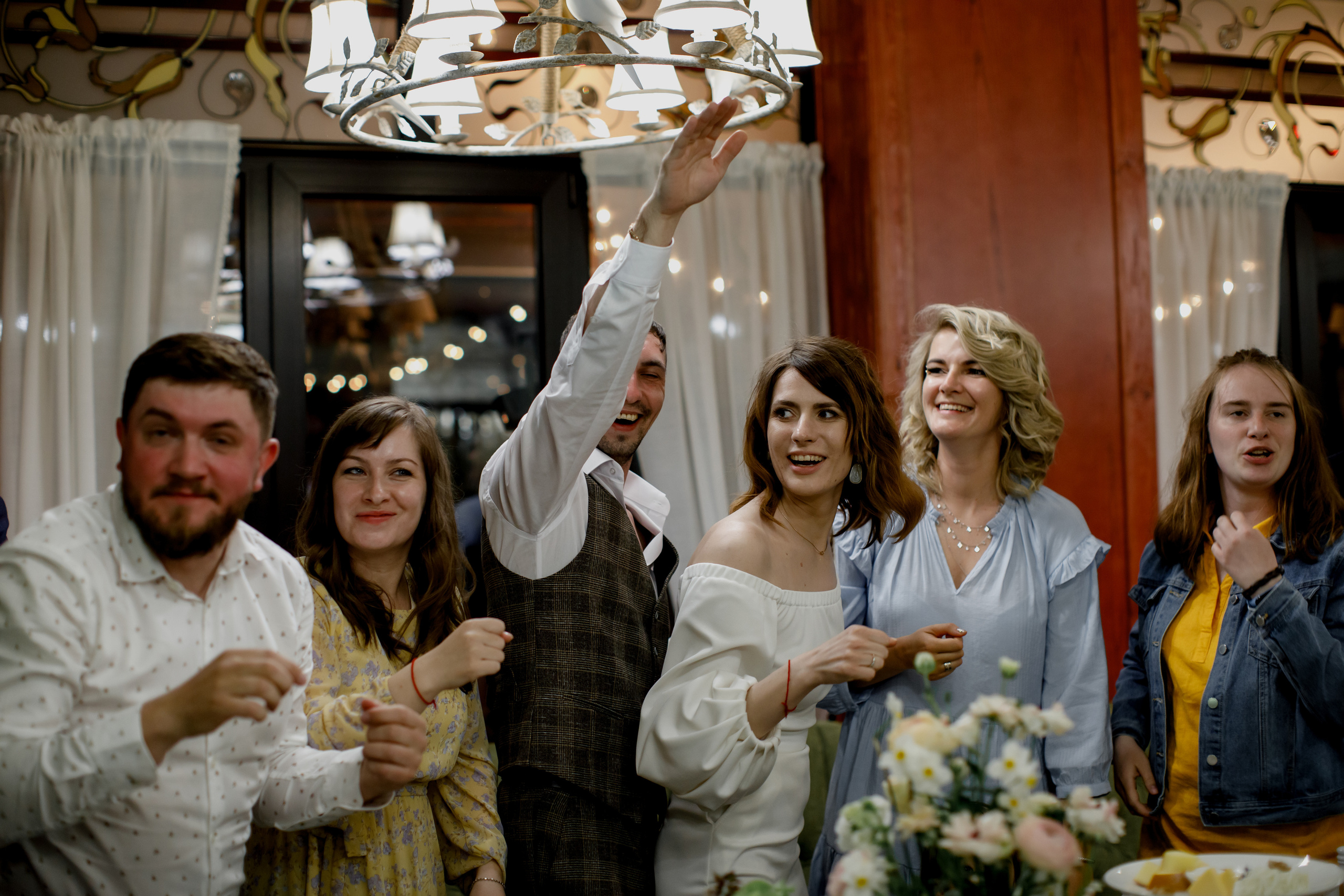 Свадьба в горах Архыза. Свадебный фотограф Марина Назарова Москва