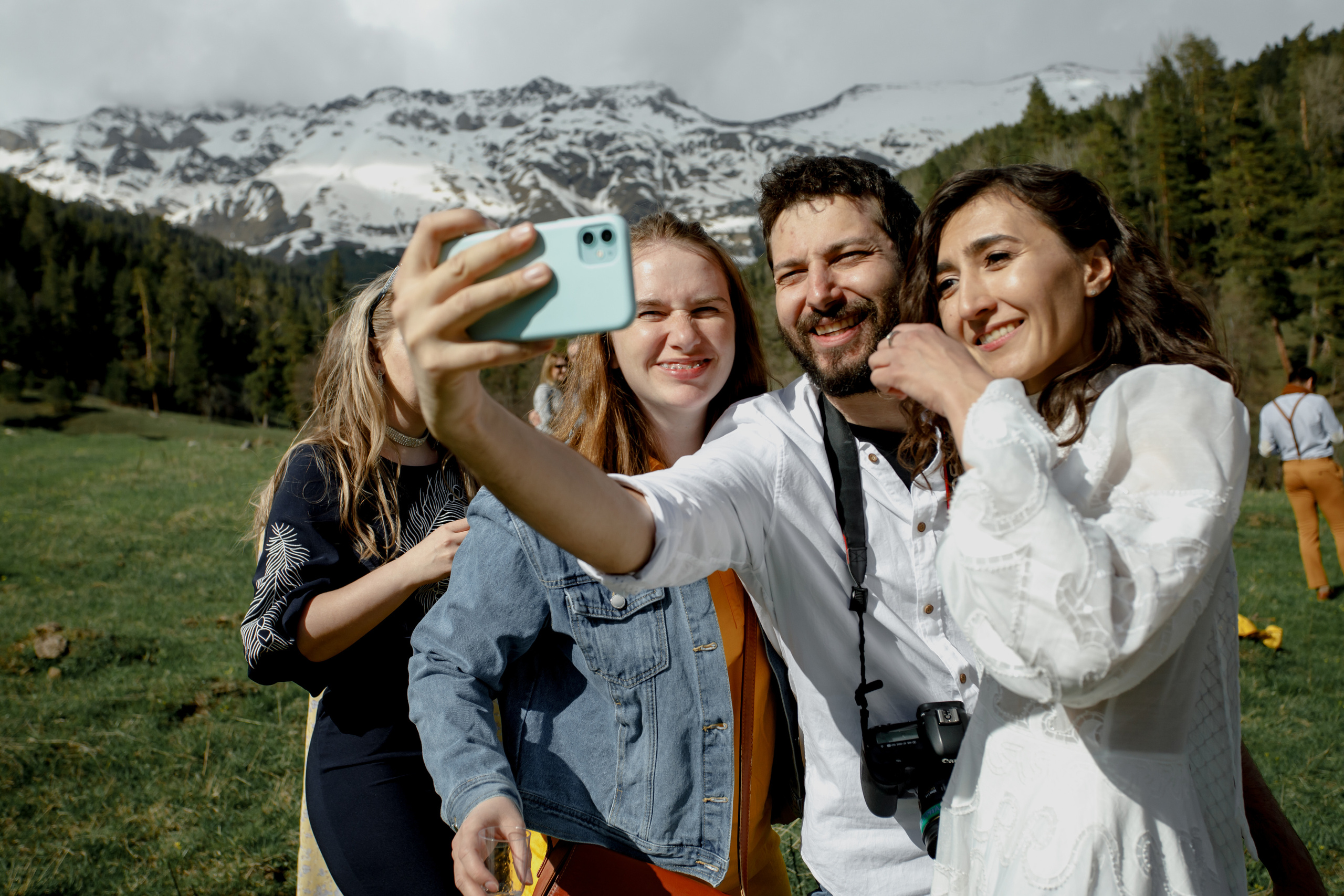Свадьба в горах Архыза. Свадебный фотограф Марина Назарова Москва
