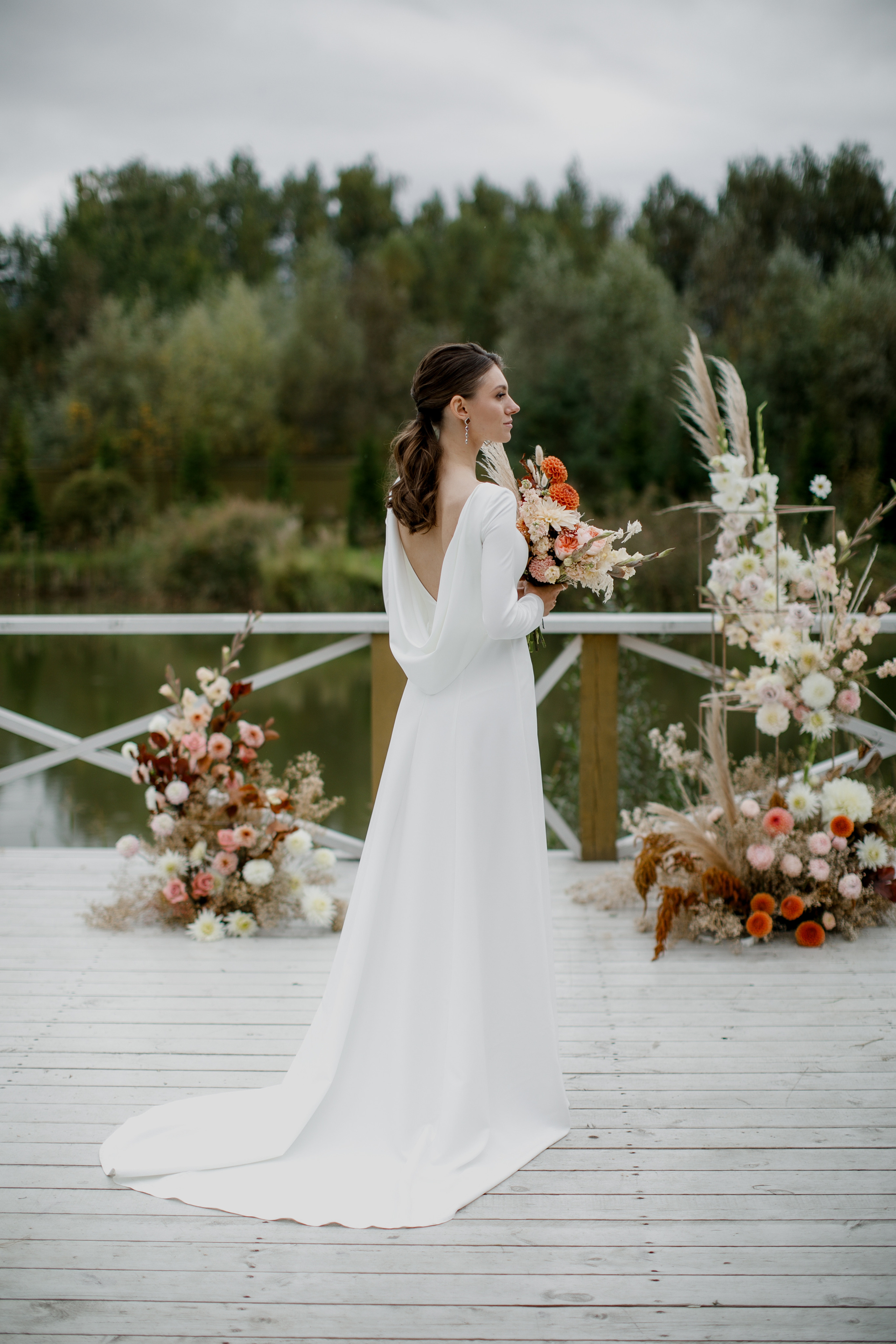 Свадебная вечеринка на загородной пощадке. Свадебный фотограф Марина Назарова Москва