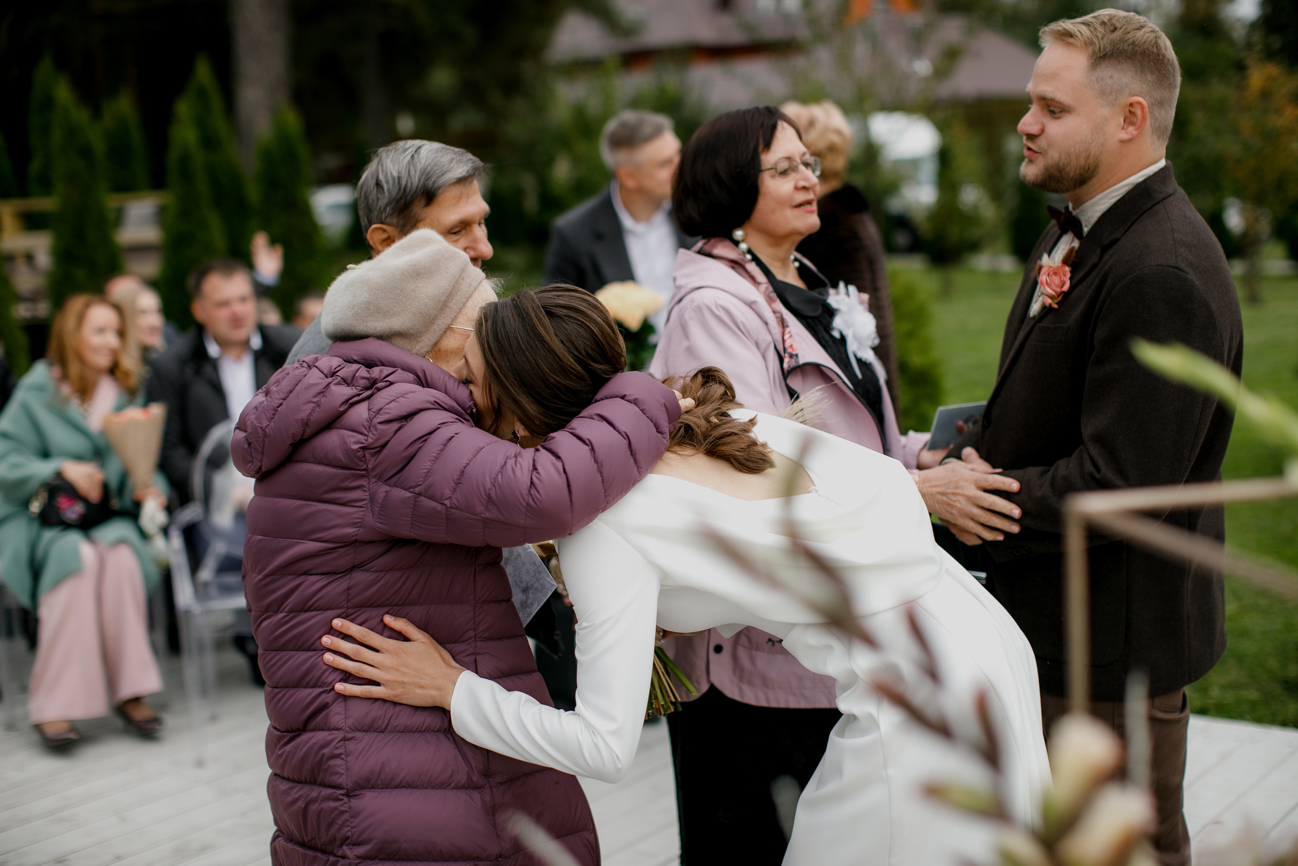 Свадебная вечеринка на загородной пощадке. Свадебный фотограф Марина Назарова Москва