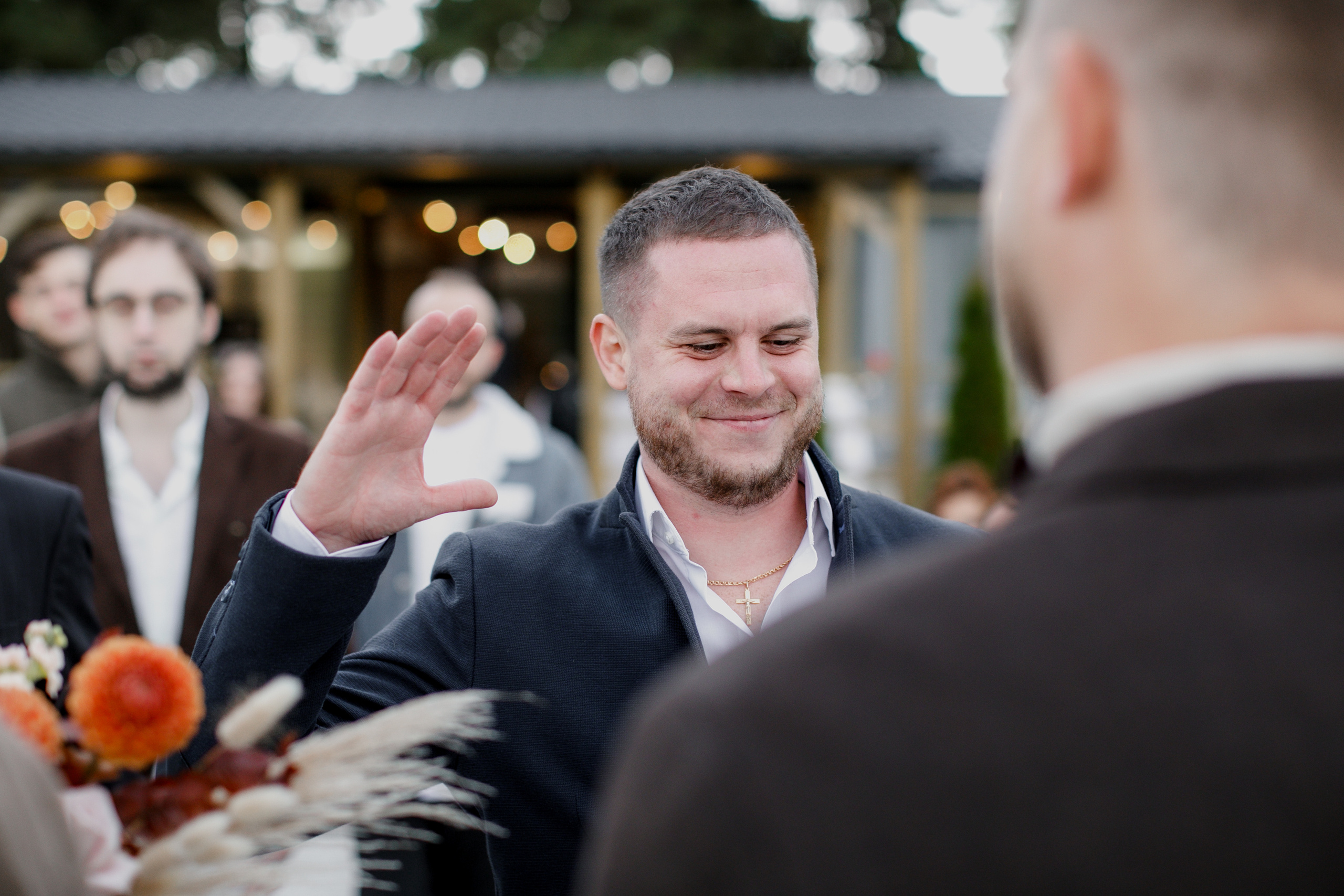 Свадебная вечеринка на загородной пощадке. Свадебный фотограф Марина Назарова Москва
