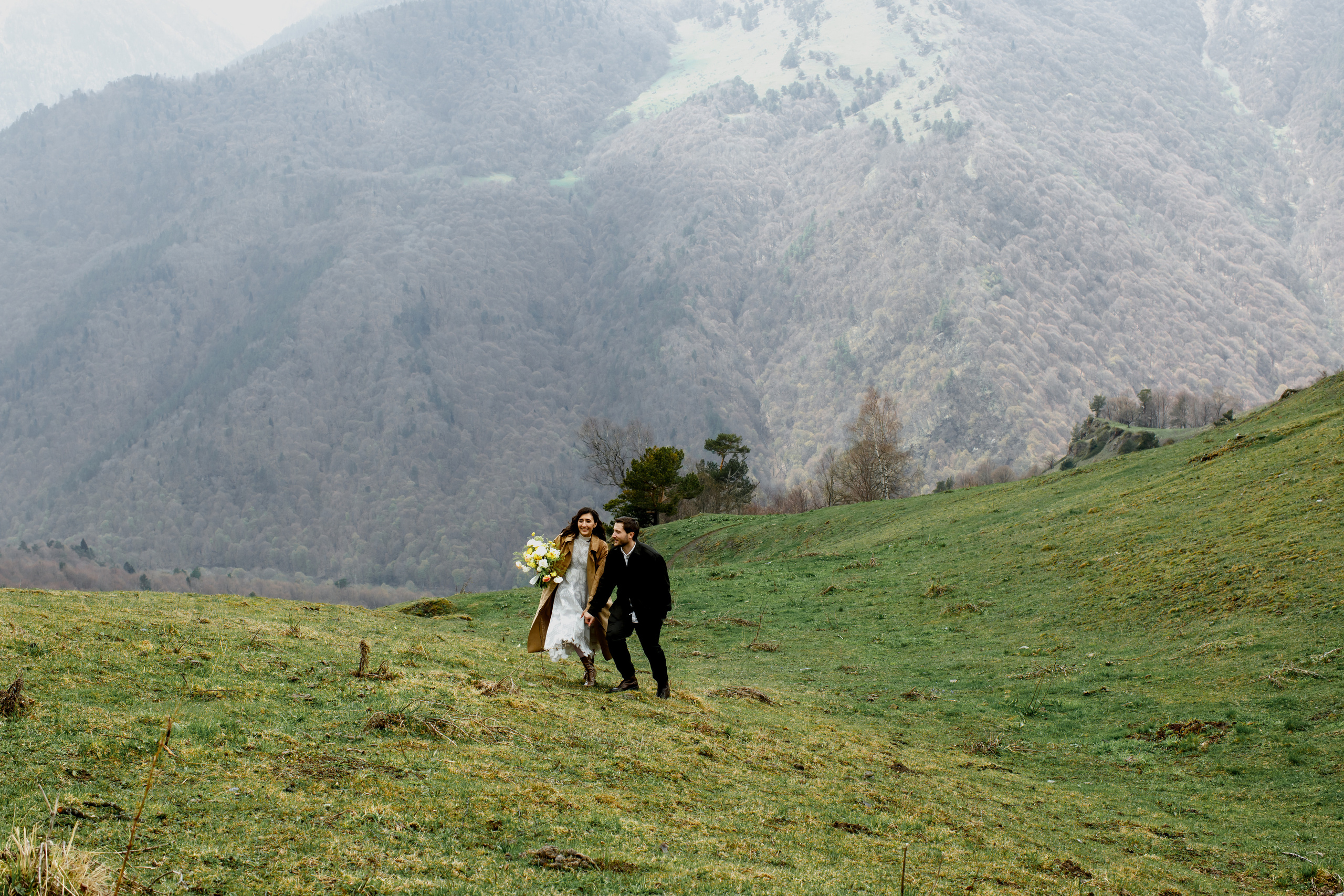 Свадьба в горах Архыза. Свадебный фотограф Марина Назарова Москва