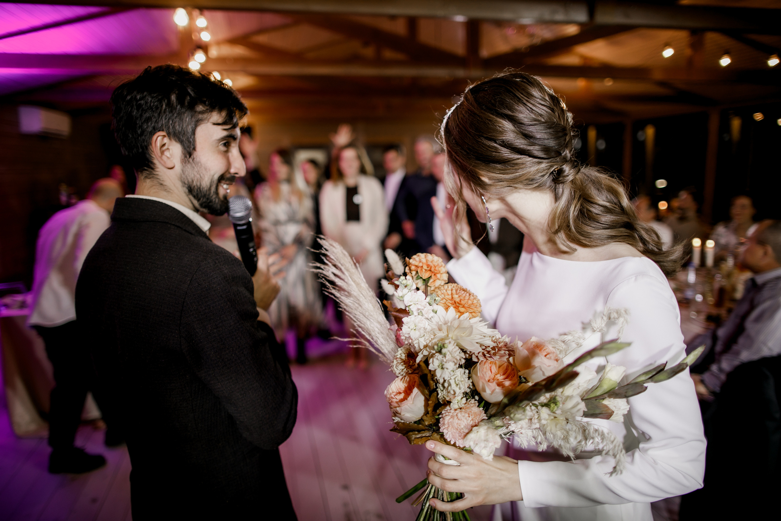 Свадебная вечеринка на загородной пощадке. Свадебный фотограф Марина Назарова Москва
