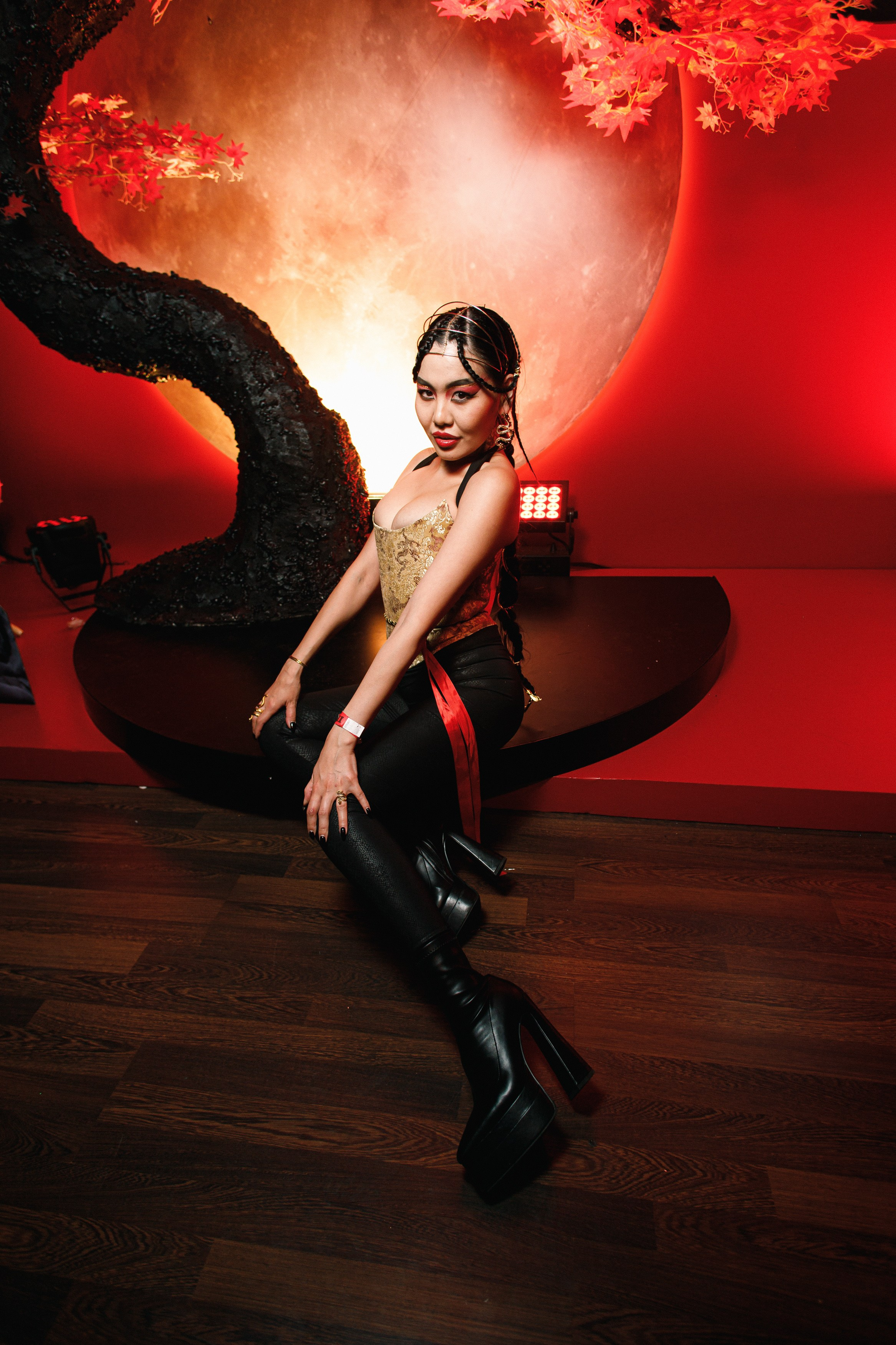 ILLEGAL FRIENDS | ASIA. СВОИ. ФОТООТЧЕТЫ-СОБЫТИЯ-МЕСТА