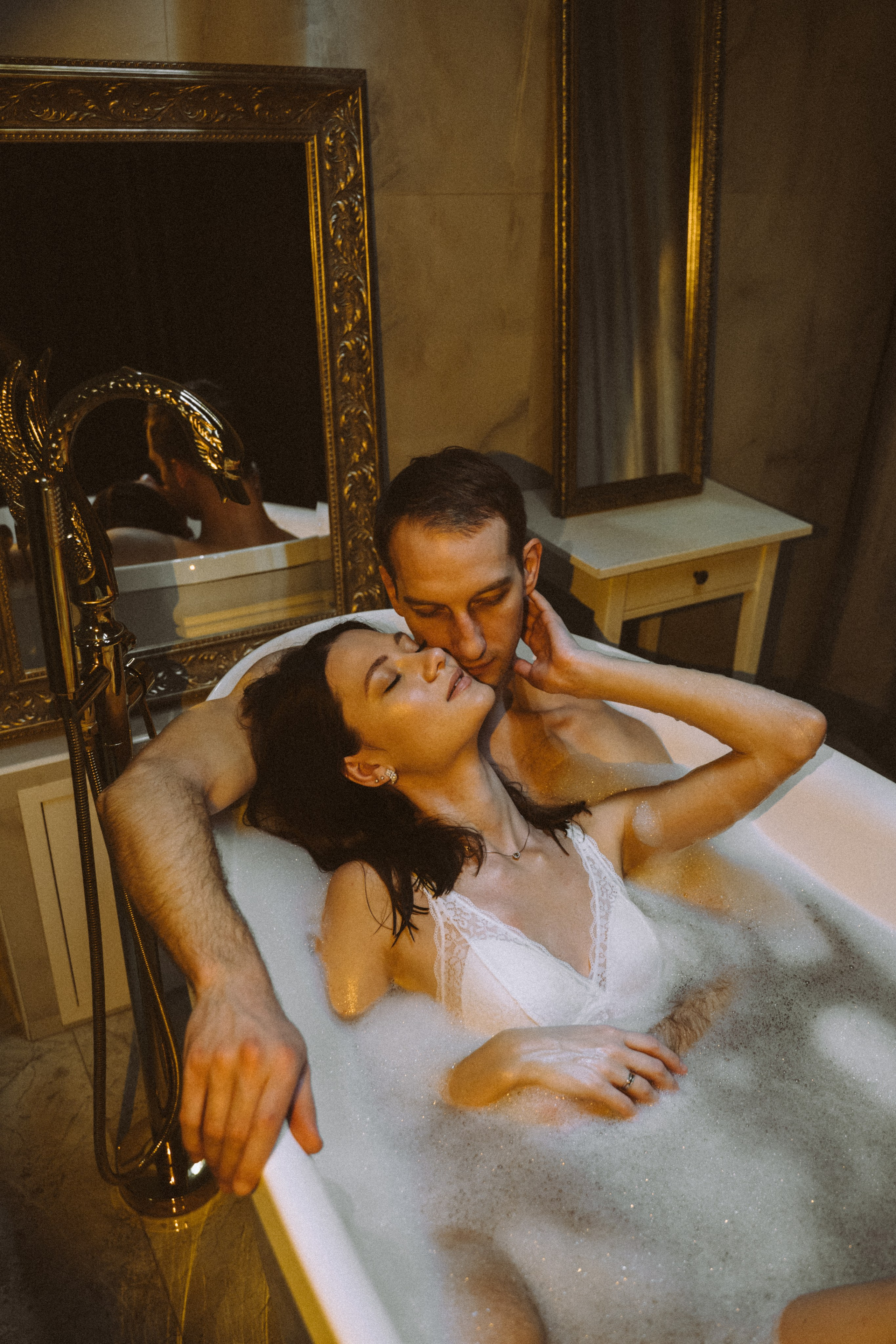 Чувственное лав стори Елены и Артема. Свадебный фотограф Юлия Копылова