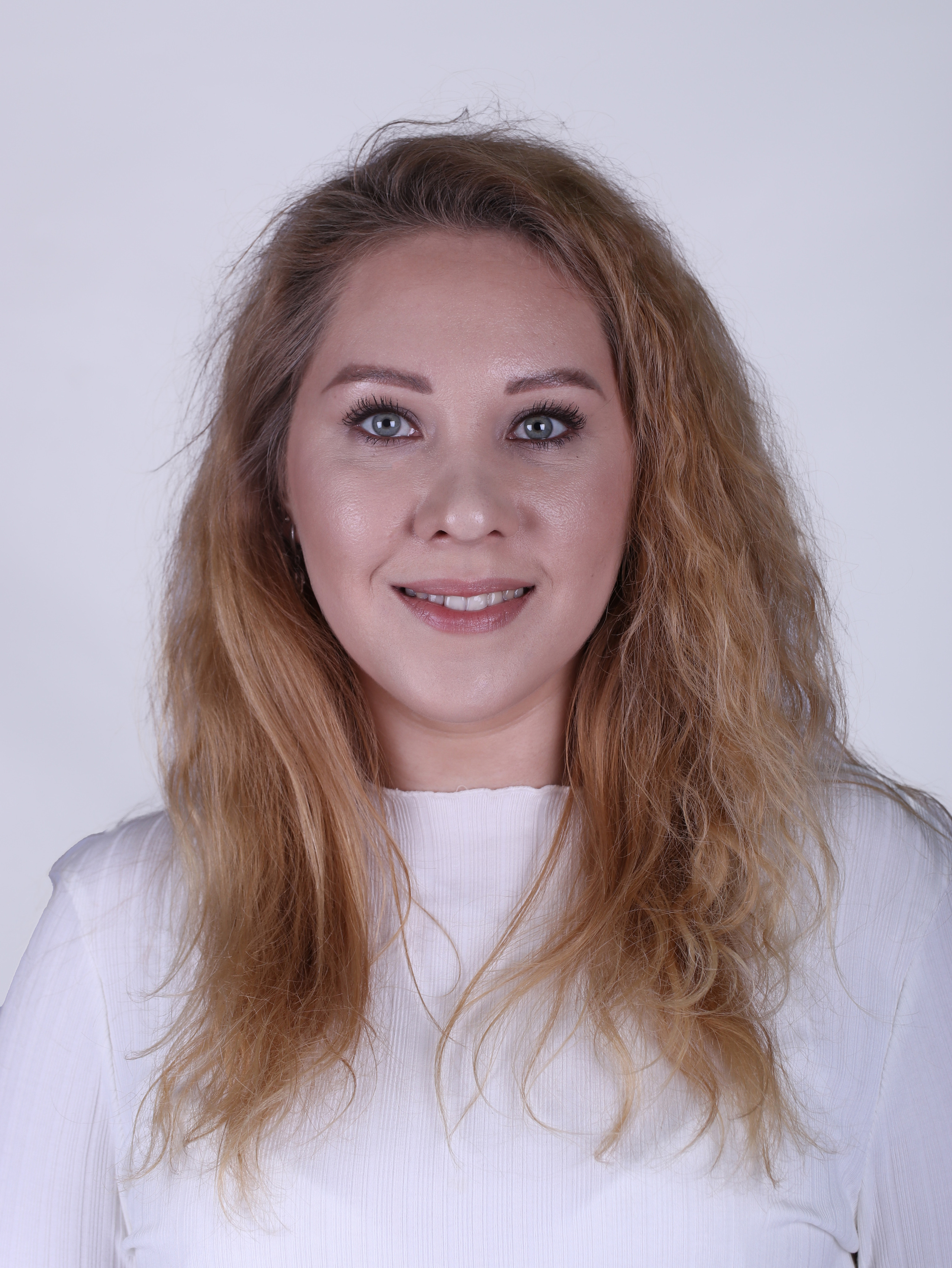 Модель plus size для предметной съемки Алина Д Н.Новгород | Sale Easy