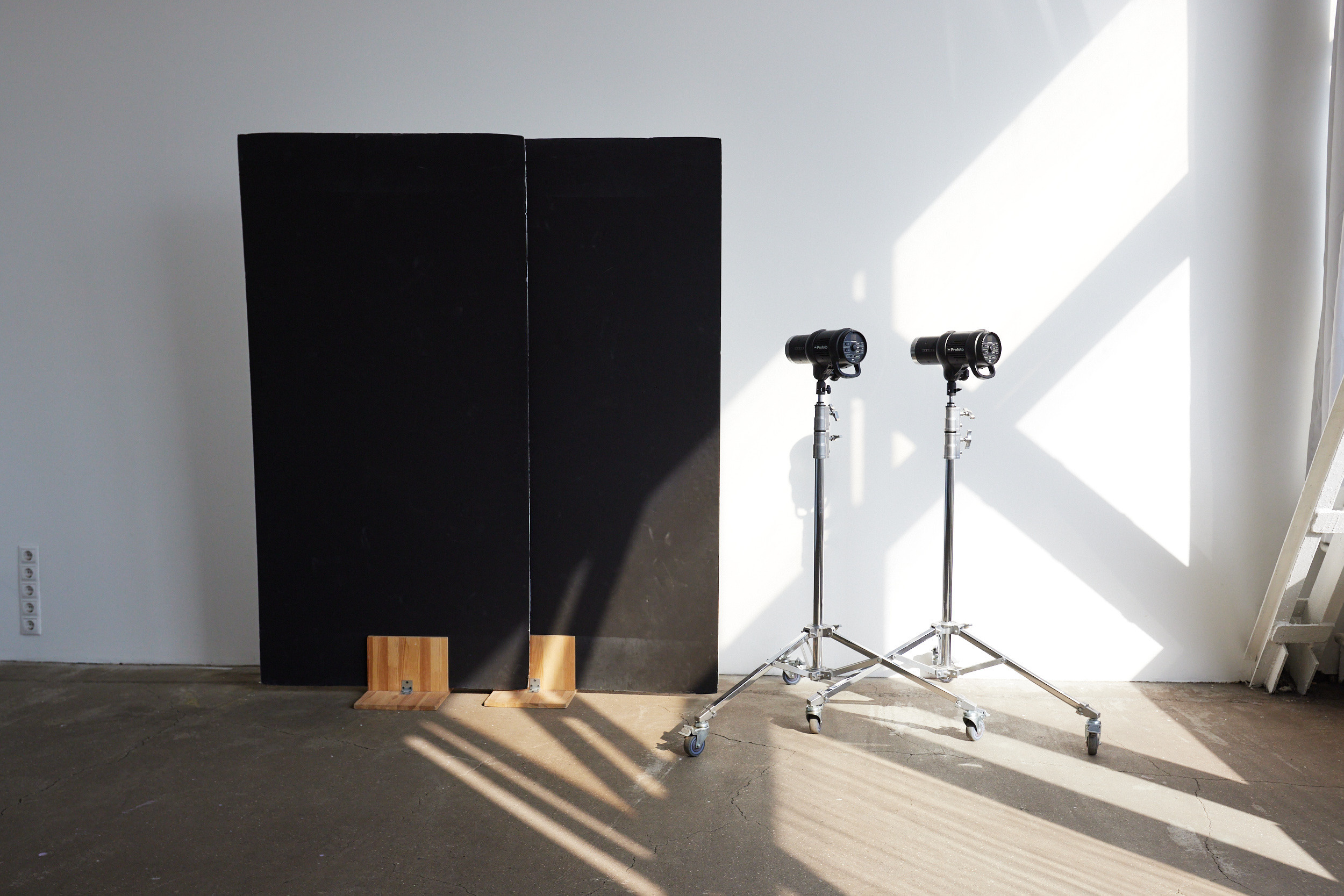 Студия Blank studios Малый для предметной съемки Москва | Sale Easy