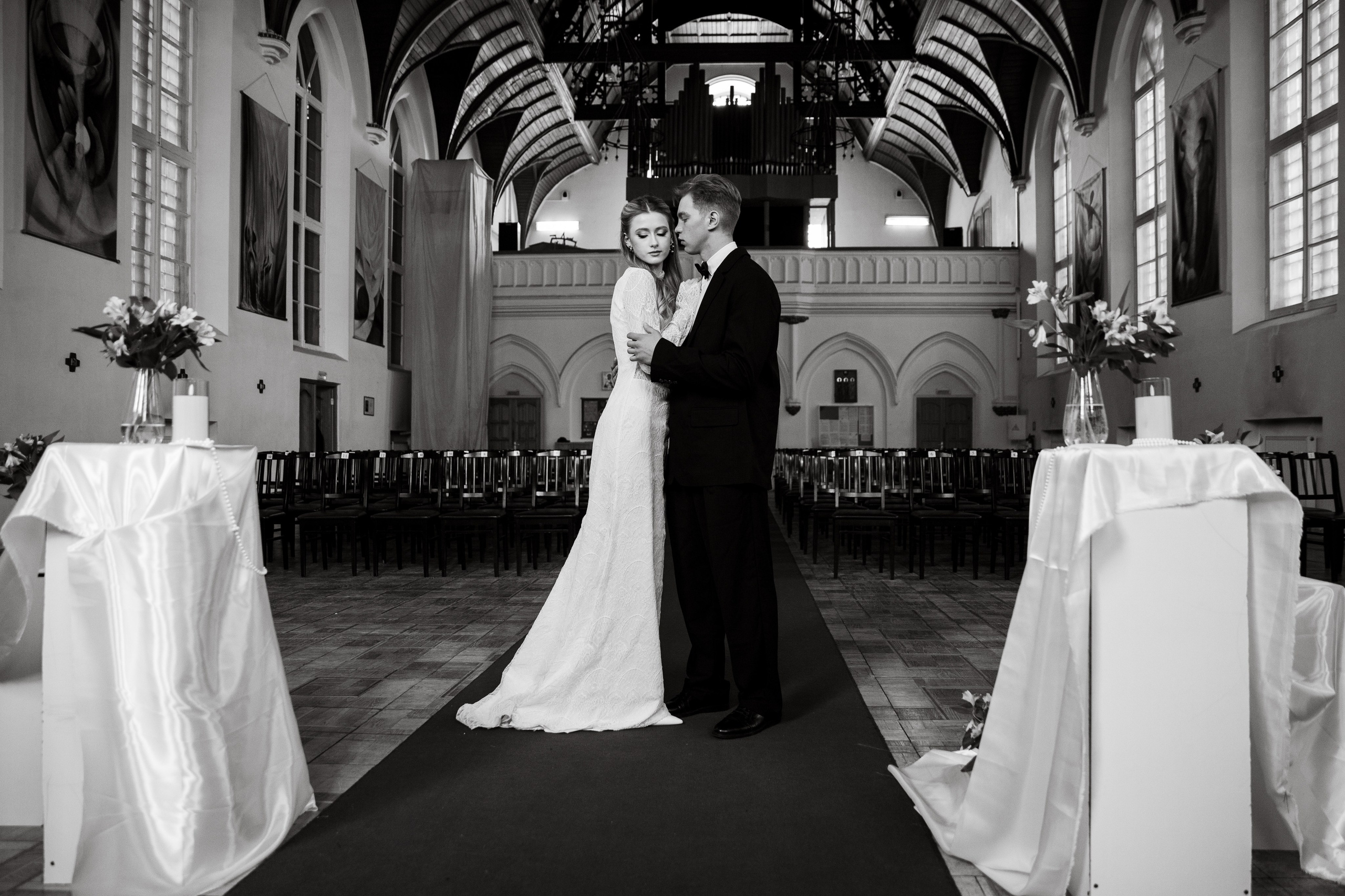 Даниил&Инна. Собор Андрея Англиканский. Фотограф текстиля в Москве Ольга Иванова