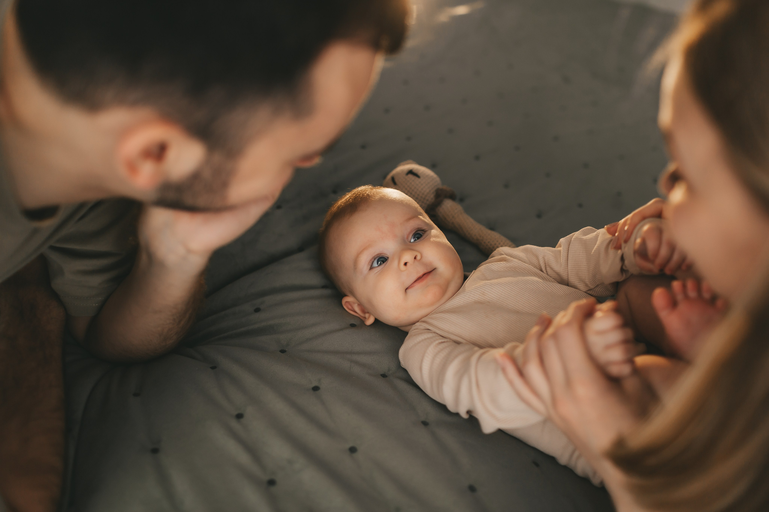 Женя, Юля и Вероника (домашняя фотосессия). Семейный и детский фотограф и видеограф в Москве, Дрокина Наталья