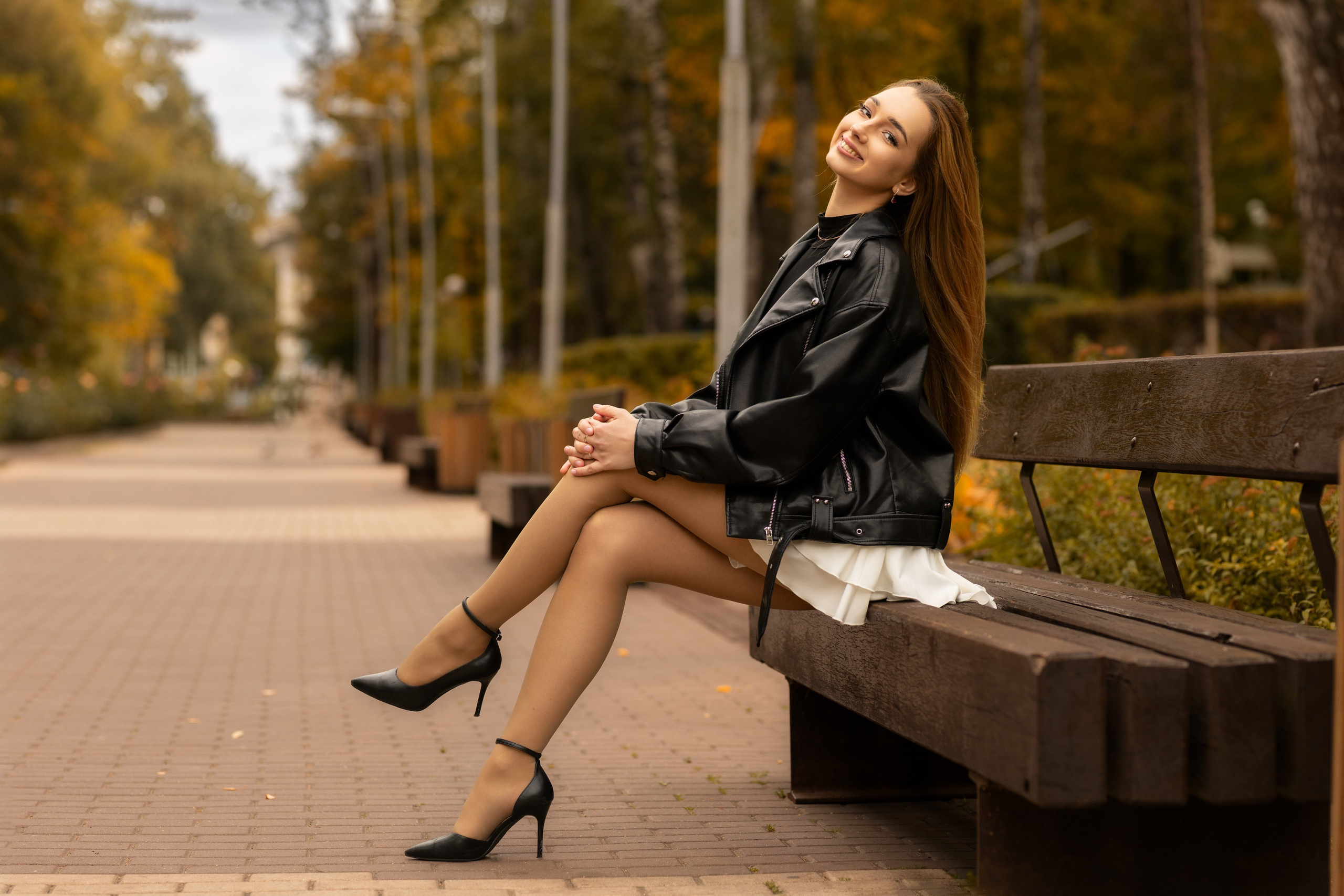 Осенний фотосет с Полиной в парке в формате «Я красивая». Дмитрий Шульгин, портретный фотограф в Воронеже