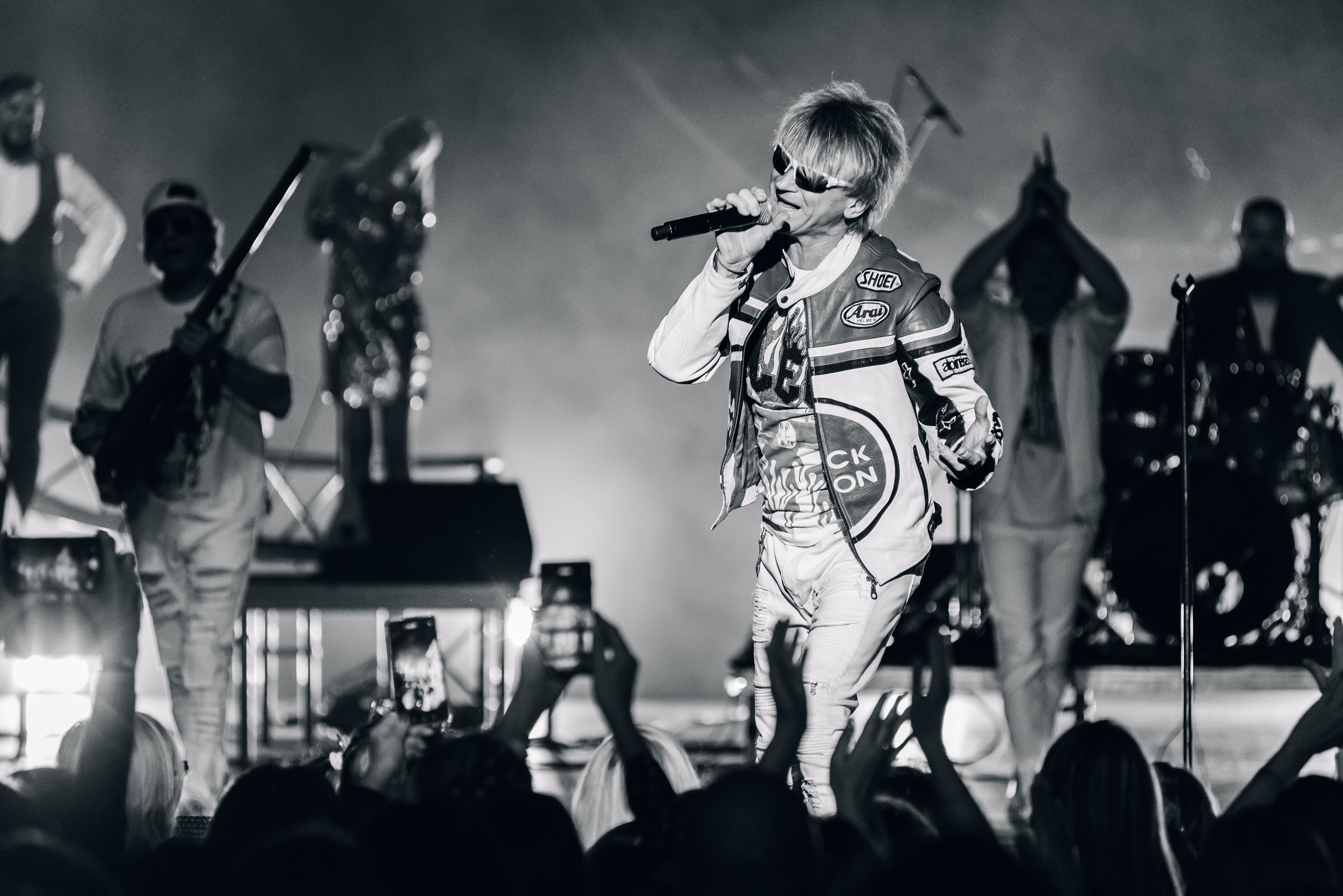 Дискотека 80-90-2000х — «Имена на все времена», Крокус Сити Холл. Бренд-фотограф для экспертов и блогеров в Москве Влада Горбовская