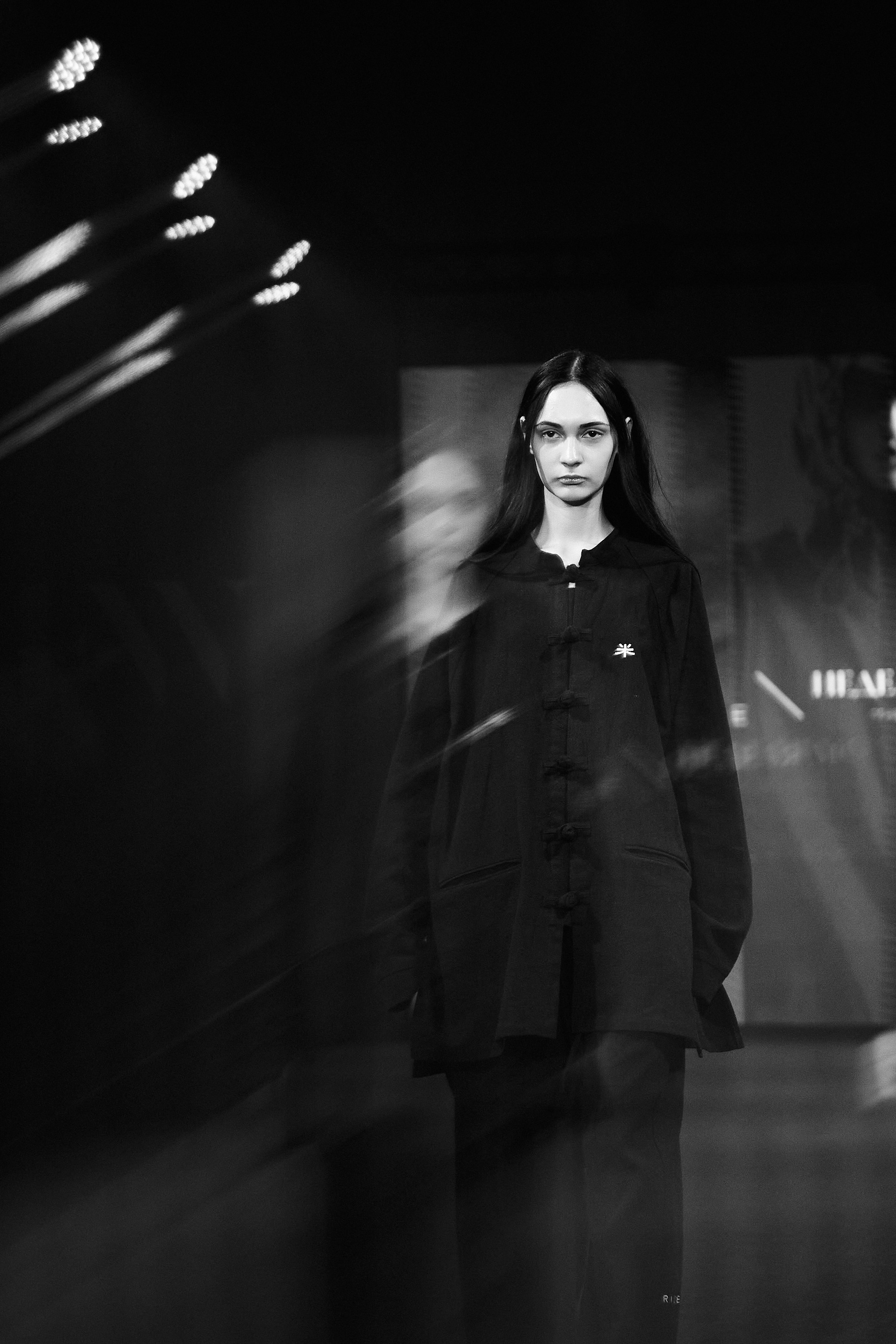 Sochi Fashion Week май 2026. Профессиональный фотограф в Сочи Виктория Джой. Обучение