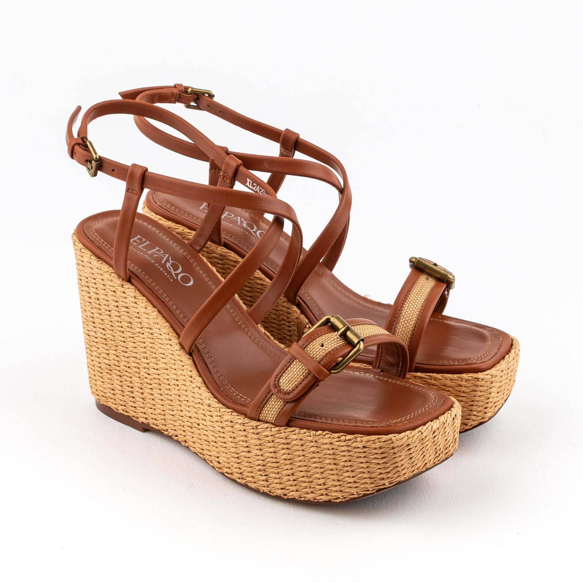 Обувь. Александр Стряпунин — предметный фотограф в Улан-Удэ